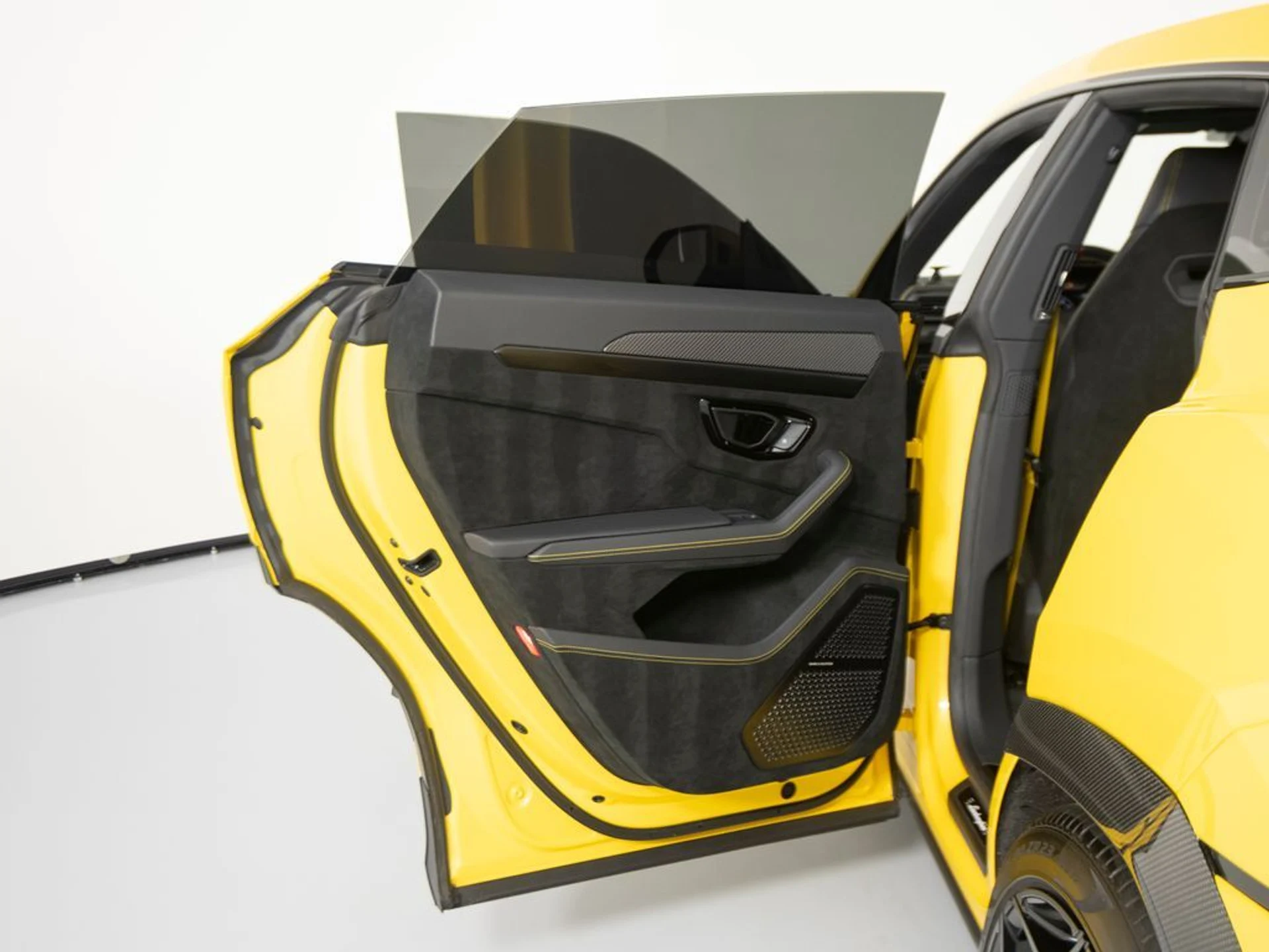 mph040_1533217560_908813c329e9e57f841c2d41f642dc4ex_aa73d29840