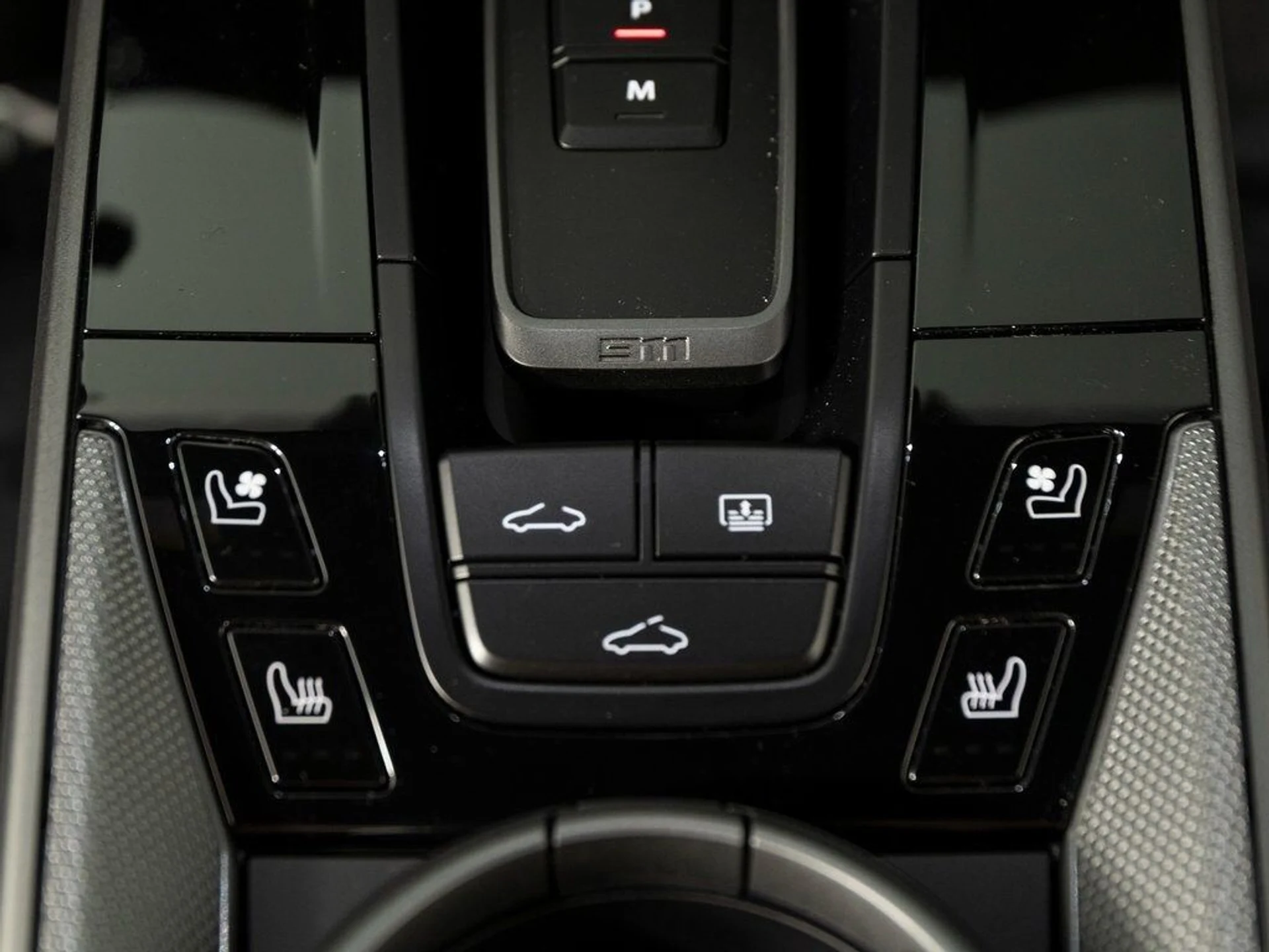 mph040_1535853712_a279f90d4d000c8883691ac7539e7c1bx_db618d718c