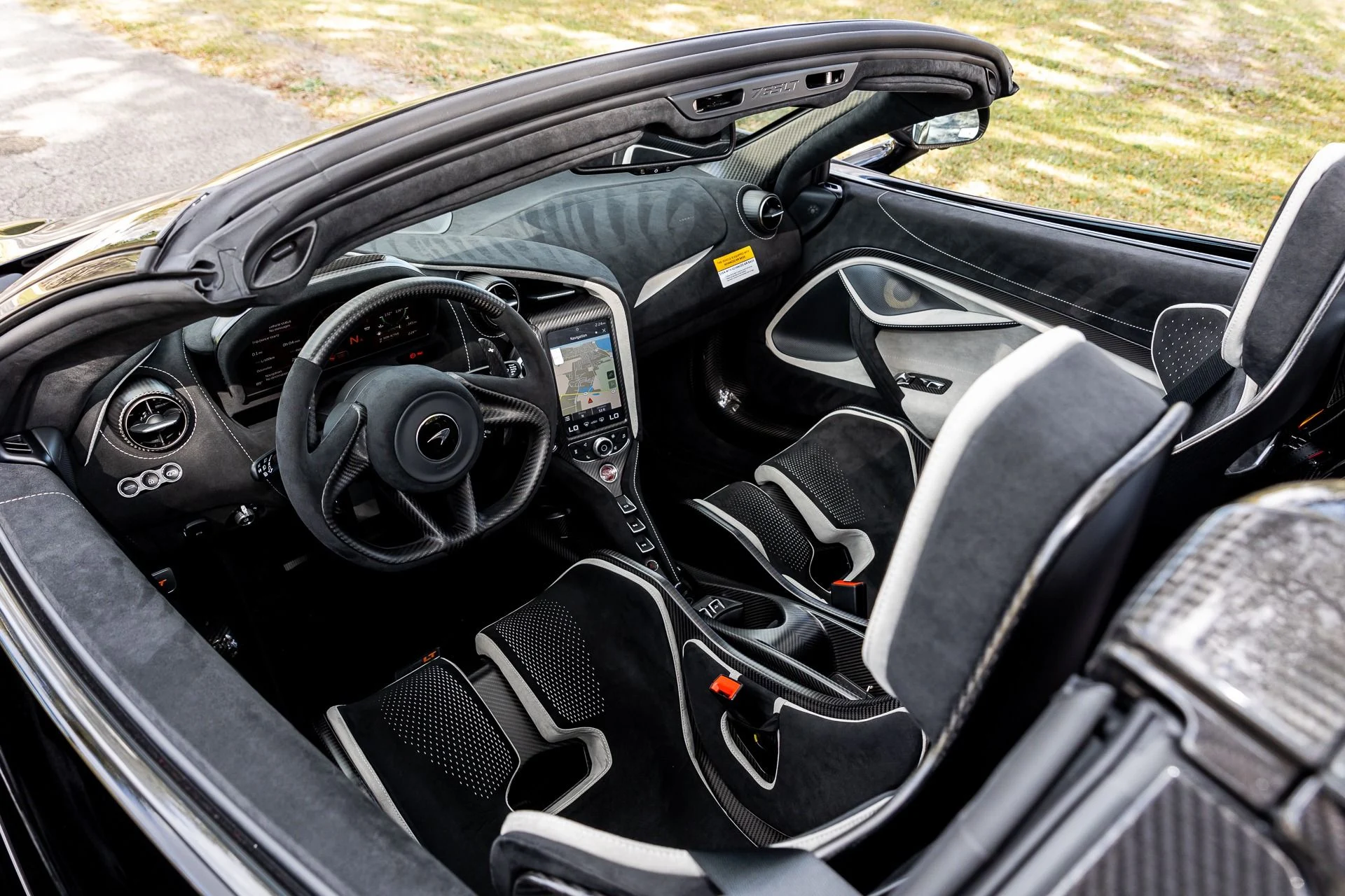 mph040_1535935435_Used_2022_Mc_Laren_765_LT_Spider_XP_697e93c2f6
