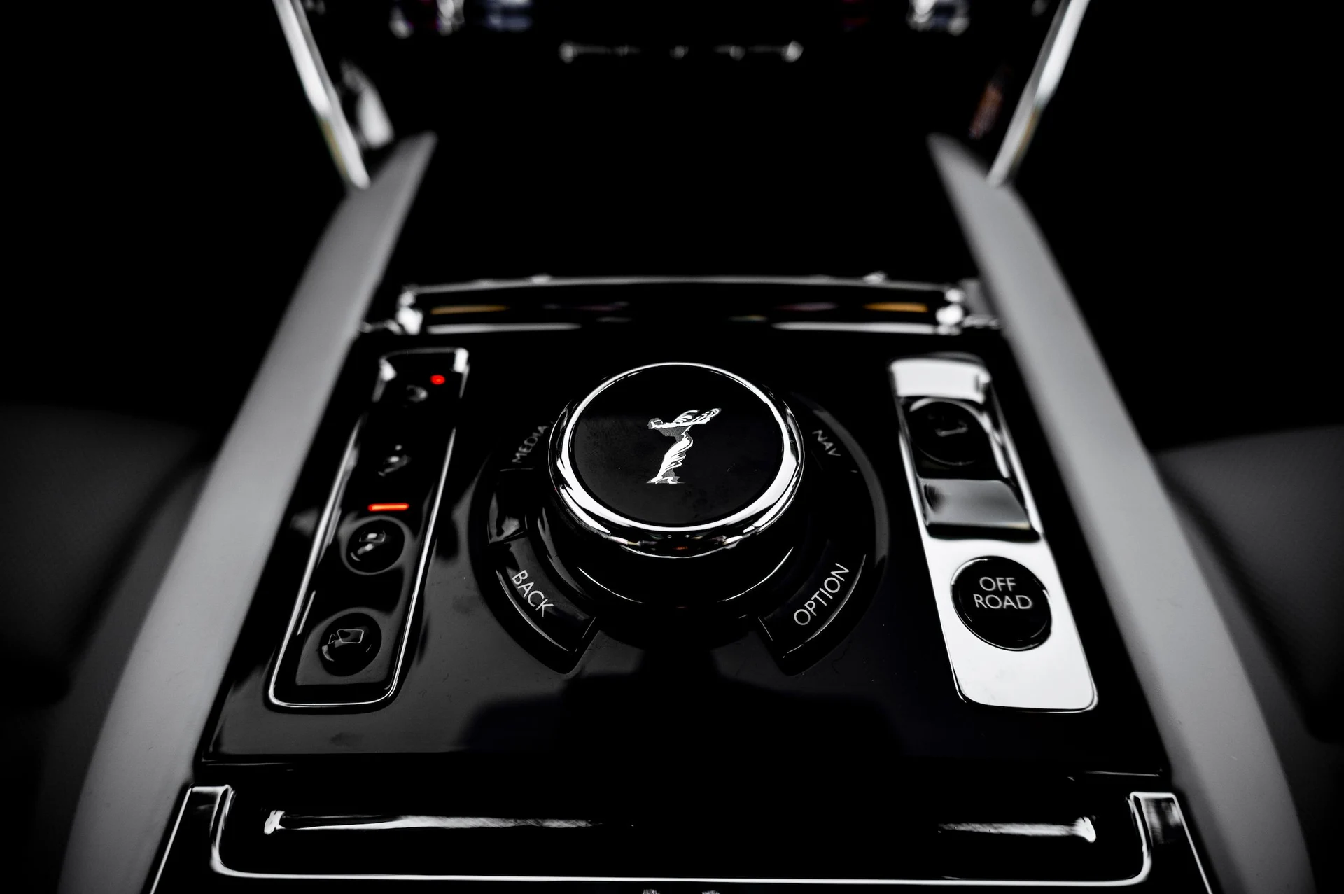 mph040_1546498473_aab44271949048daa4e557f3b2f4460a_879dee65d4