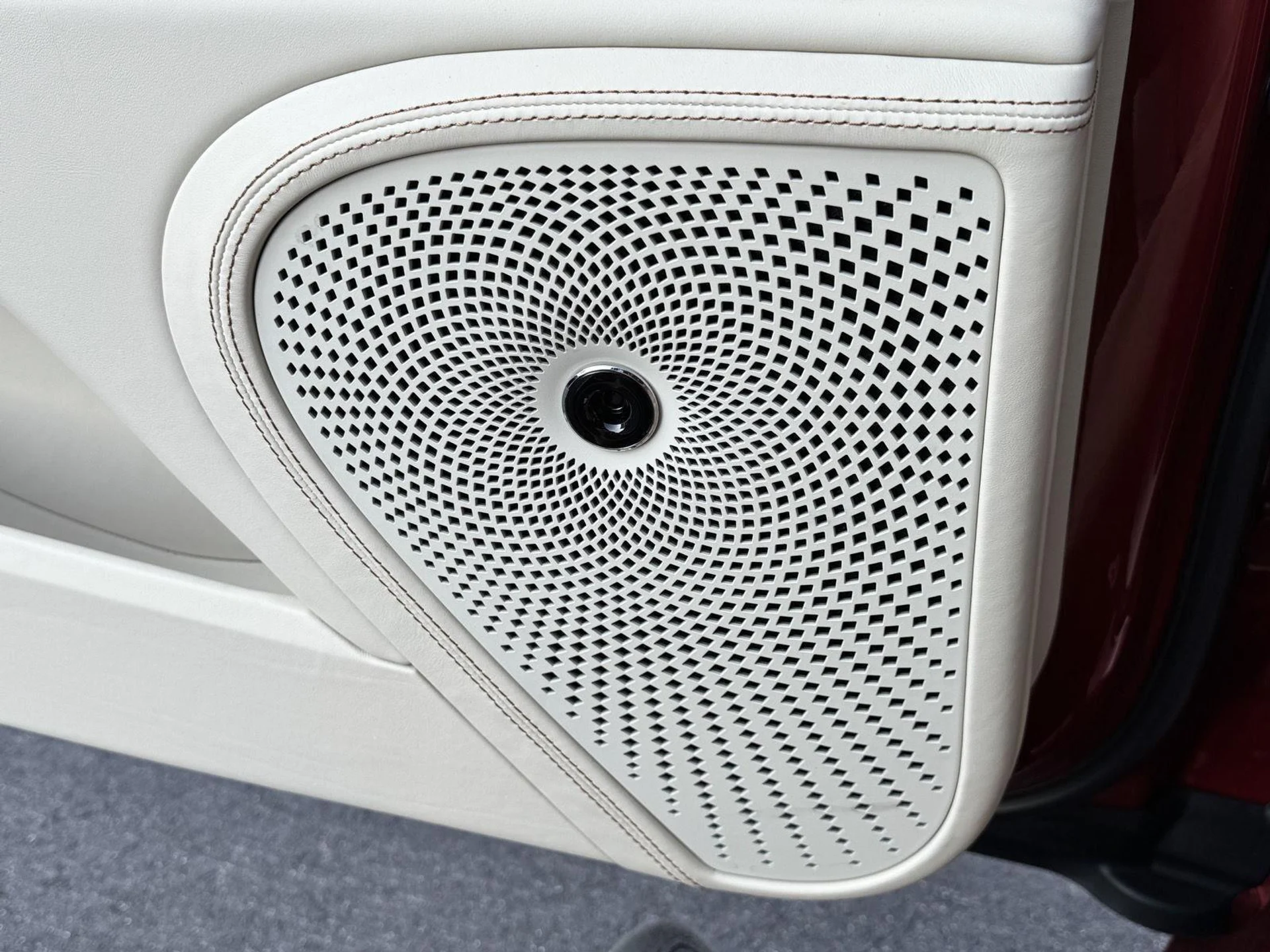 mph040_1556985540_d2ebf658f46a0b4e1ce8394206c0cbb3_1bccecbf7a