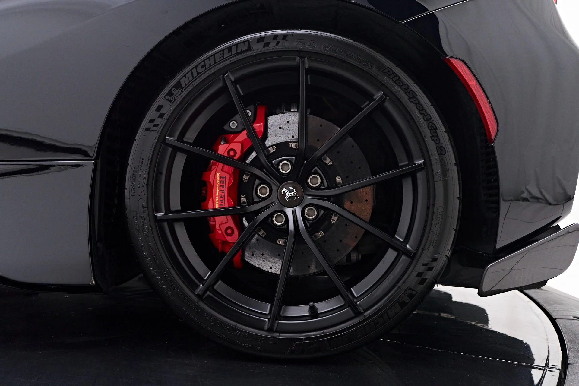 mph040_1563219254_Used_2020_Ferrari_488_Pista_Base_1749062519_90ba0312bf