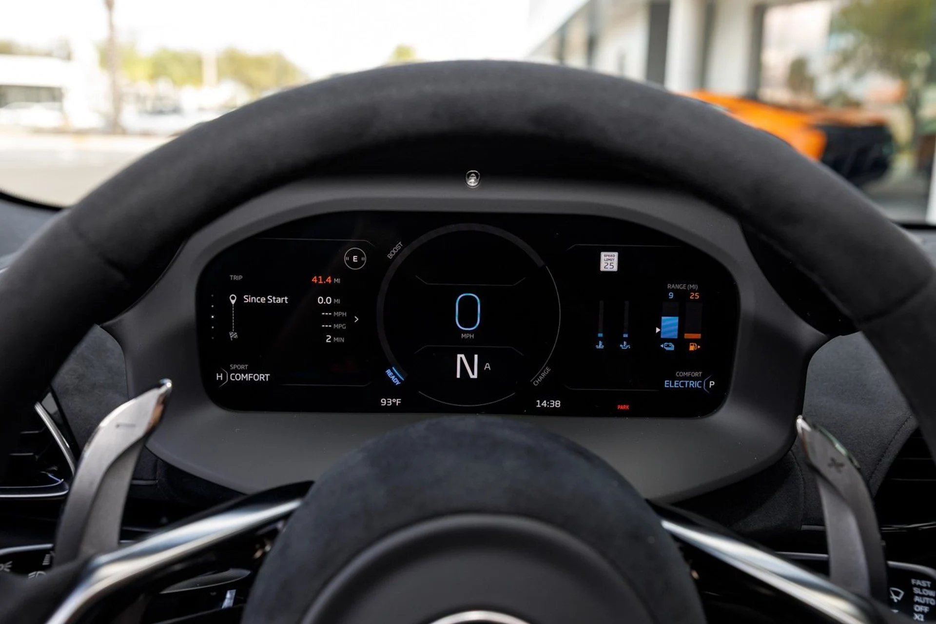 mph040_1572310972_658_p41_l_fe480df3fc