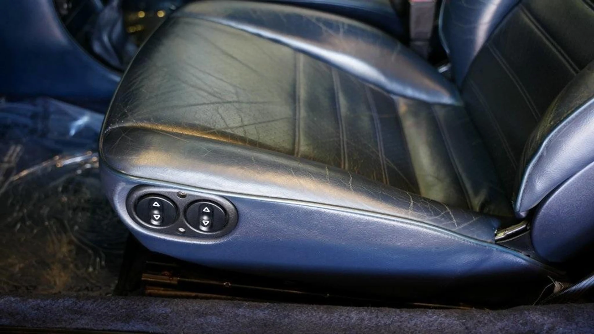 mph040_1583128258_lf_YZ_Fi_Vo_O4fp2q_S_Bc_Ev_Vy5_Yk_A70_84d1185428