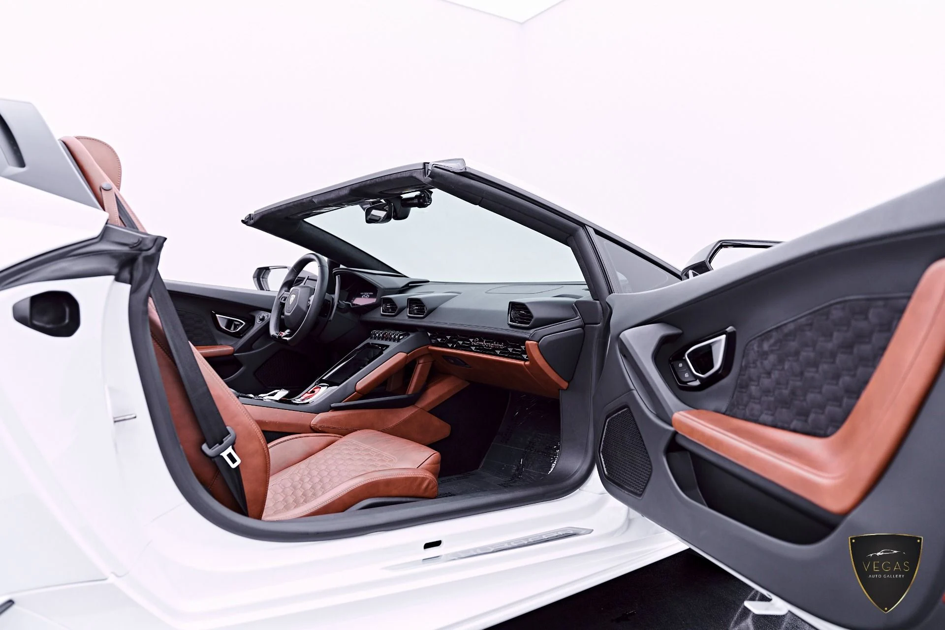 mph040_1593959201_Used_2020_Lamborghini_Huracan_EVO_Base_1782523467_7f2d46ba1a