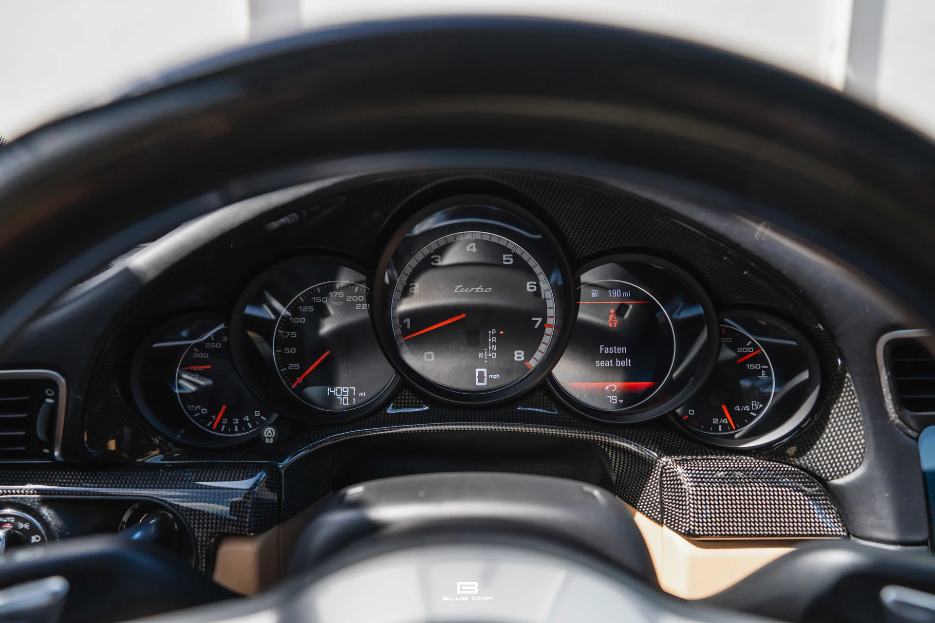 mph040_159958942_6a2c27e1fa0dbec321ed4e11_2017_Porsche_911_Turbo_41_8e9b6da19b