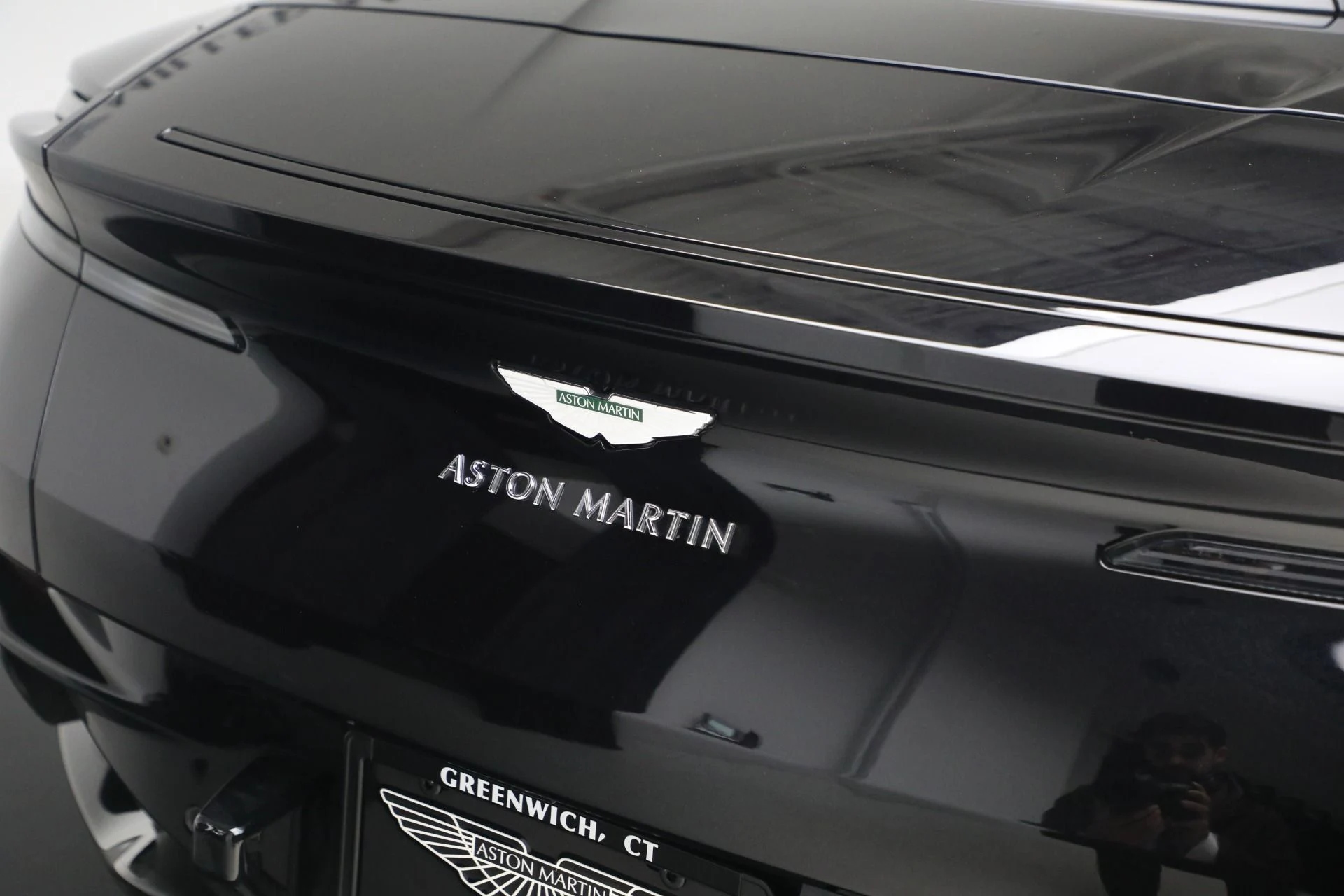 mph040_1600773758_Used_2020_Aston_Martin_DB_11_Volante_1780502553_512840e962