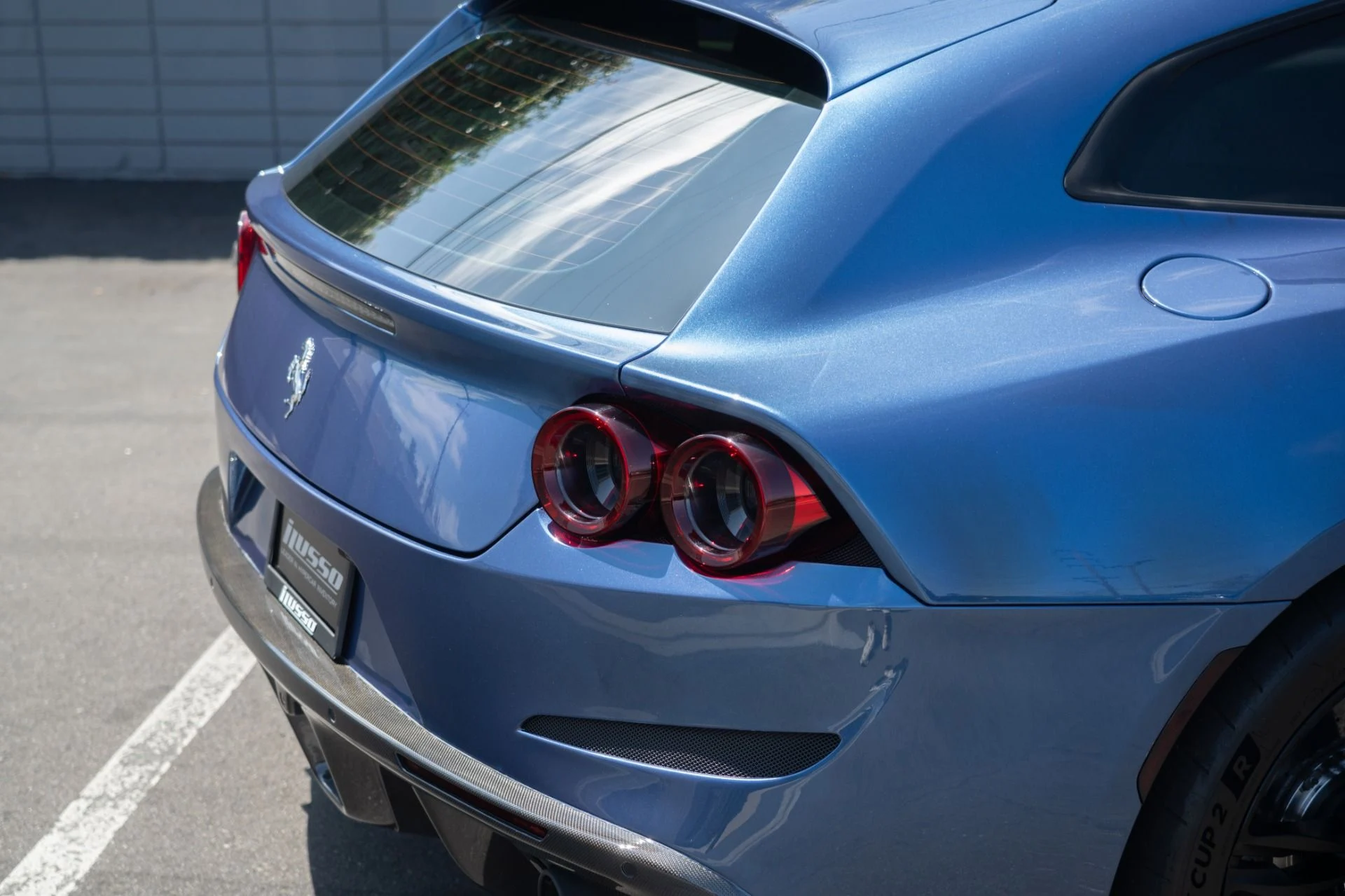 mph040_1602469754_Used_2017_Ferrari_GTC_4_Lusso_1755302053_28bd9cdcfc