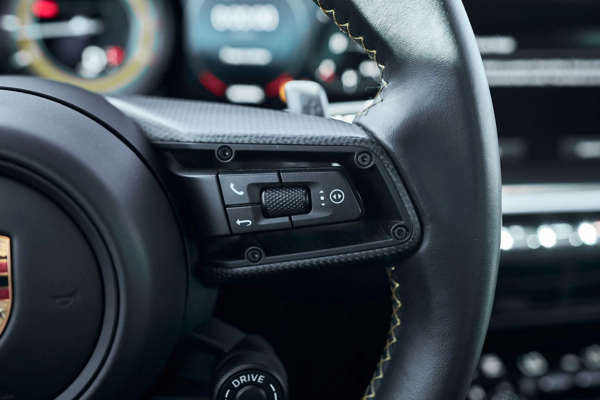 mph040_1639931300_Used_2023_Porsche_911_Turbo_S_1762306962_dcb92d15d1