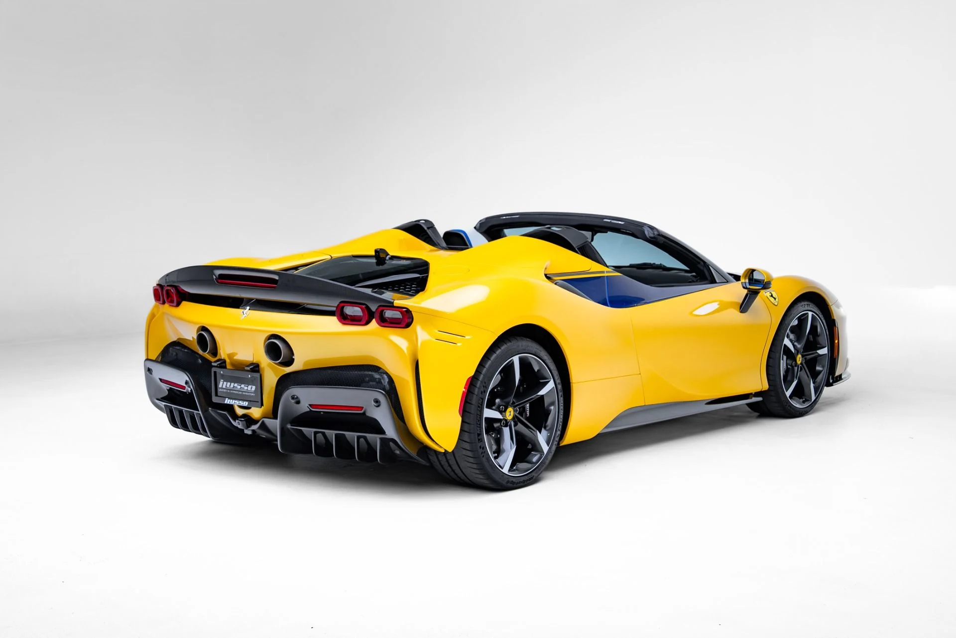 mph040_1669768420_Used_2023_Ferrari_SF_90_Spider_1773351292_fbbfe0d891