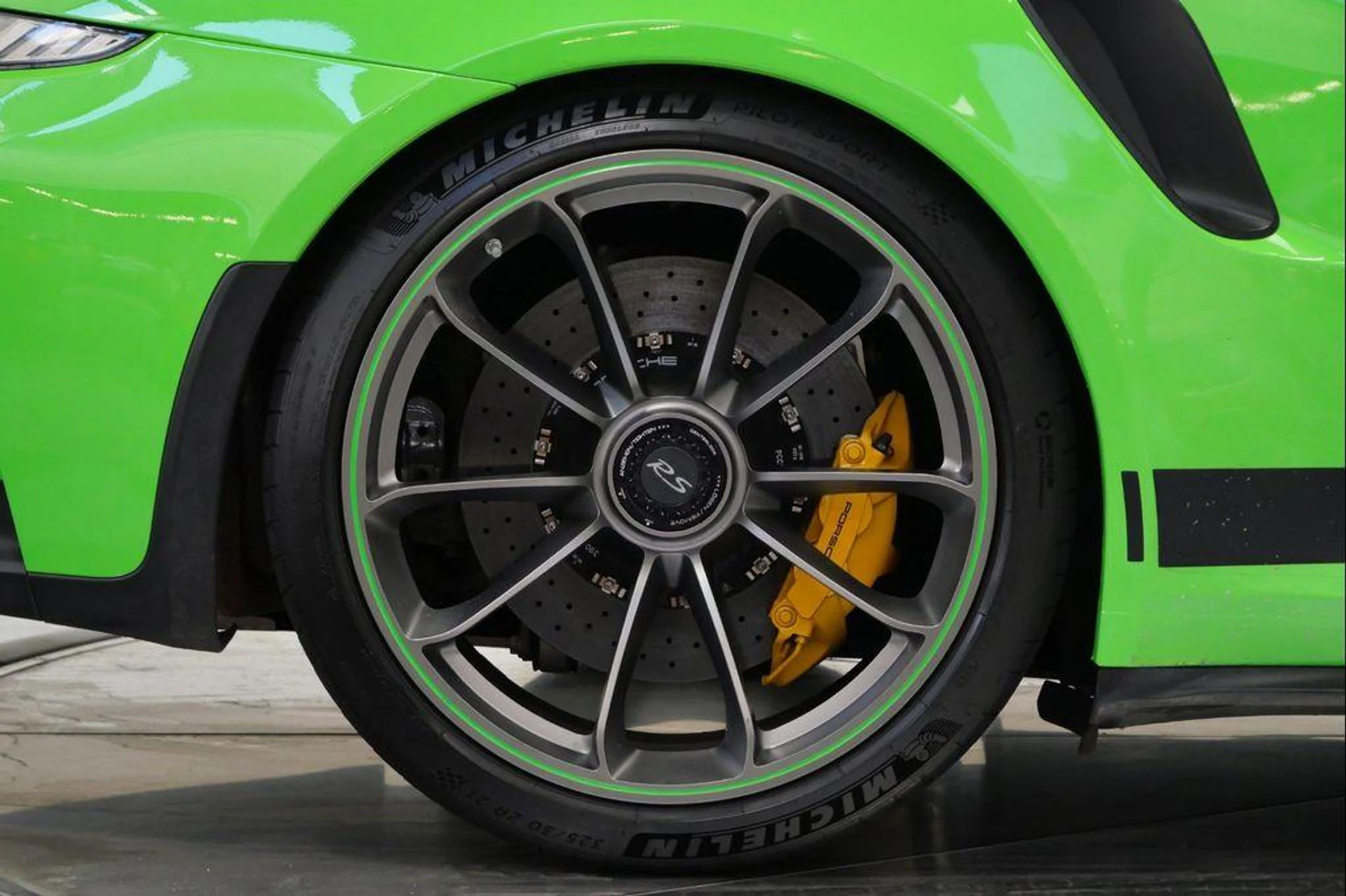 mph040_167032123_A_Nez_N1_P0_P942_dt_We_Bbcs_Gj_Mb8_9bfd91c795