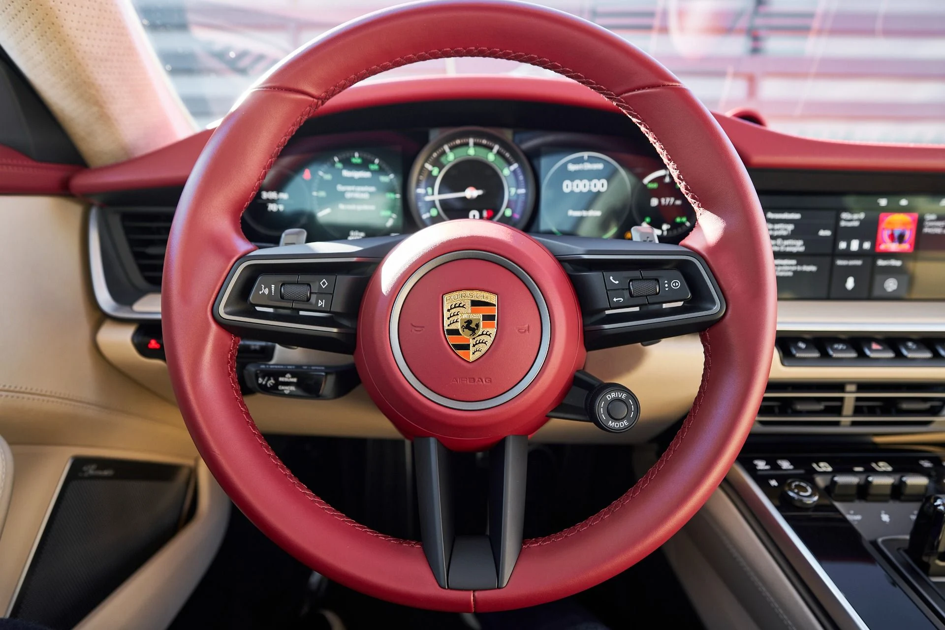 mph040_1680508839_Used_2021_Porsche_911_Targa_4_S_1760993812_fb082bd9ae