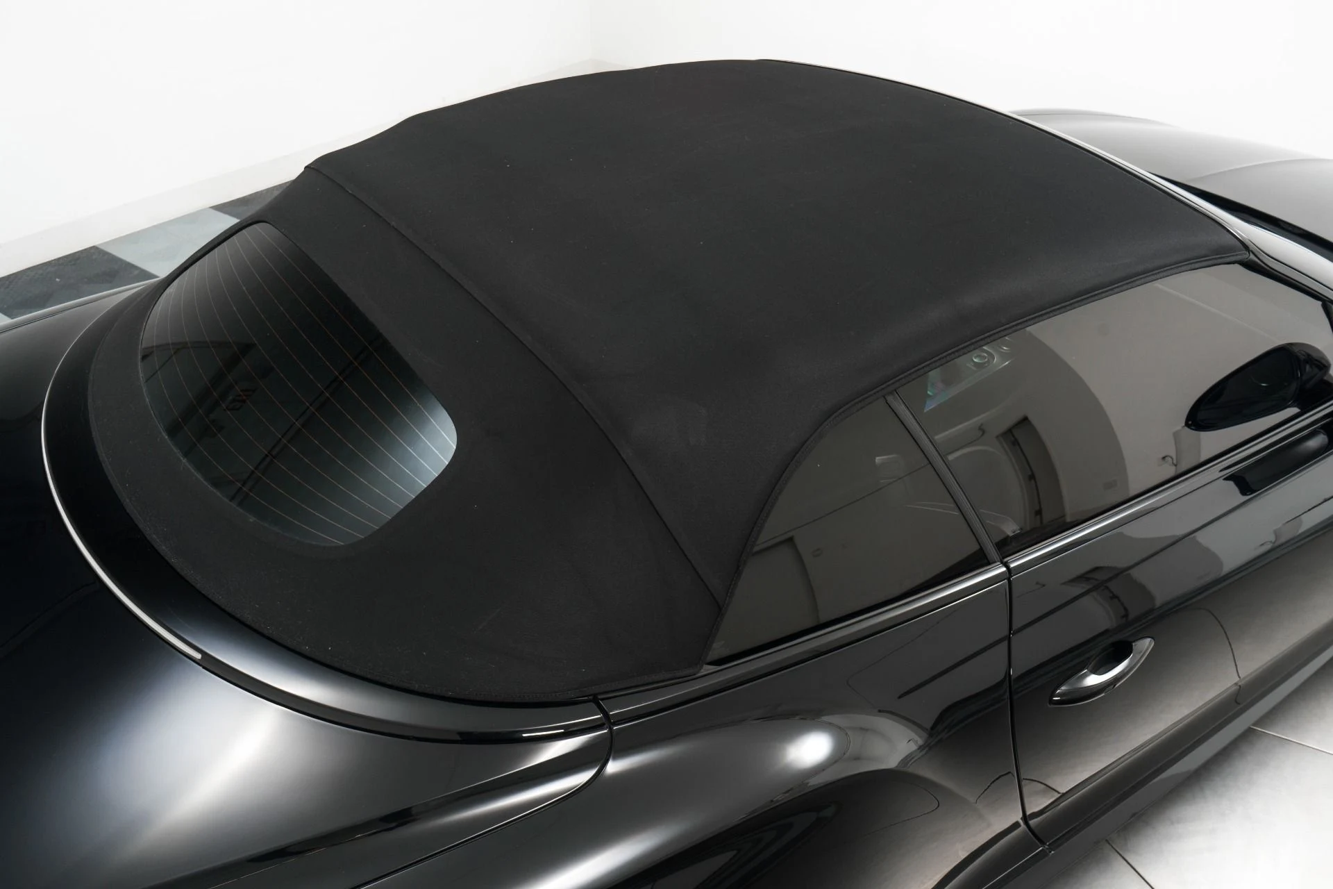 mph040_1682238965_Used_2025_Bentley_Continental_GTC_Speed_771_Horsepower_Hybrid_V8_Touring_Specification_Naim_Audio_1769551323_98a1a12a07