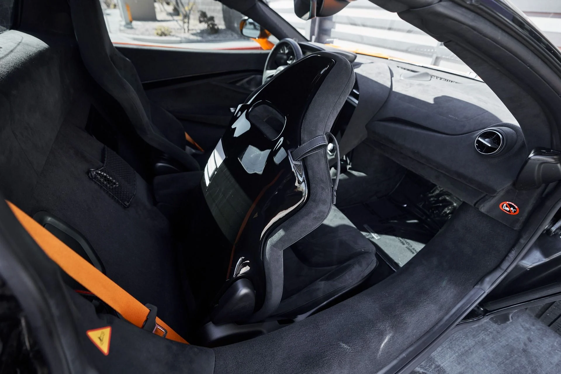 mph040_1689893279_Used_2024_Mc_Laren_750_S_Spider_1761608937_53e18f0ad3