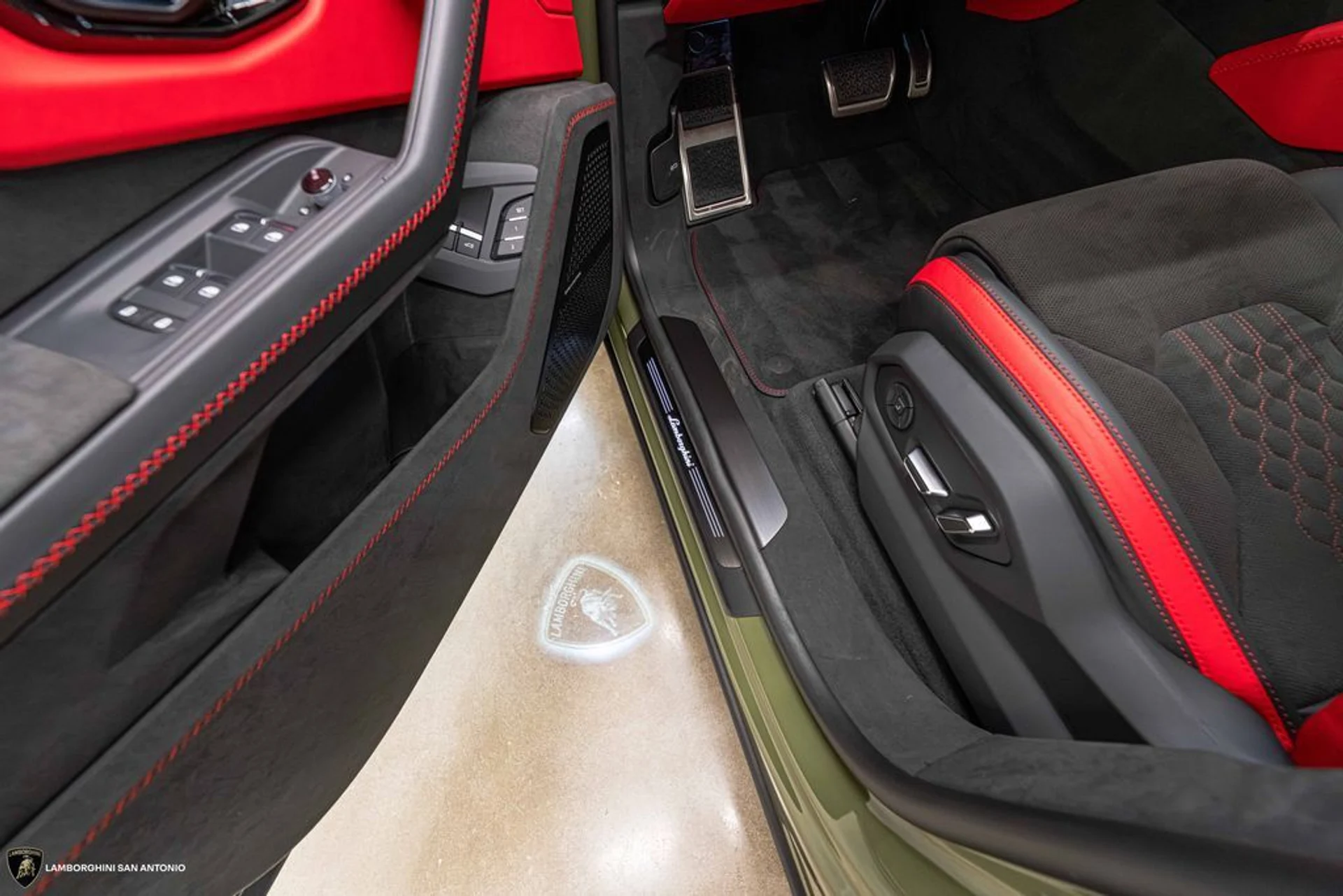 mph040_169028281_4f8ad359fd4254e01292159e7581f61bx_0a46fb2f4a