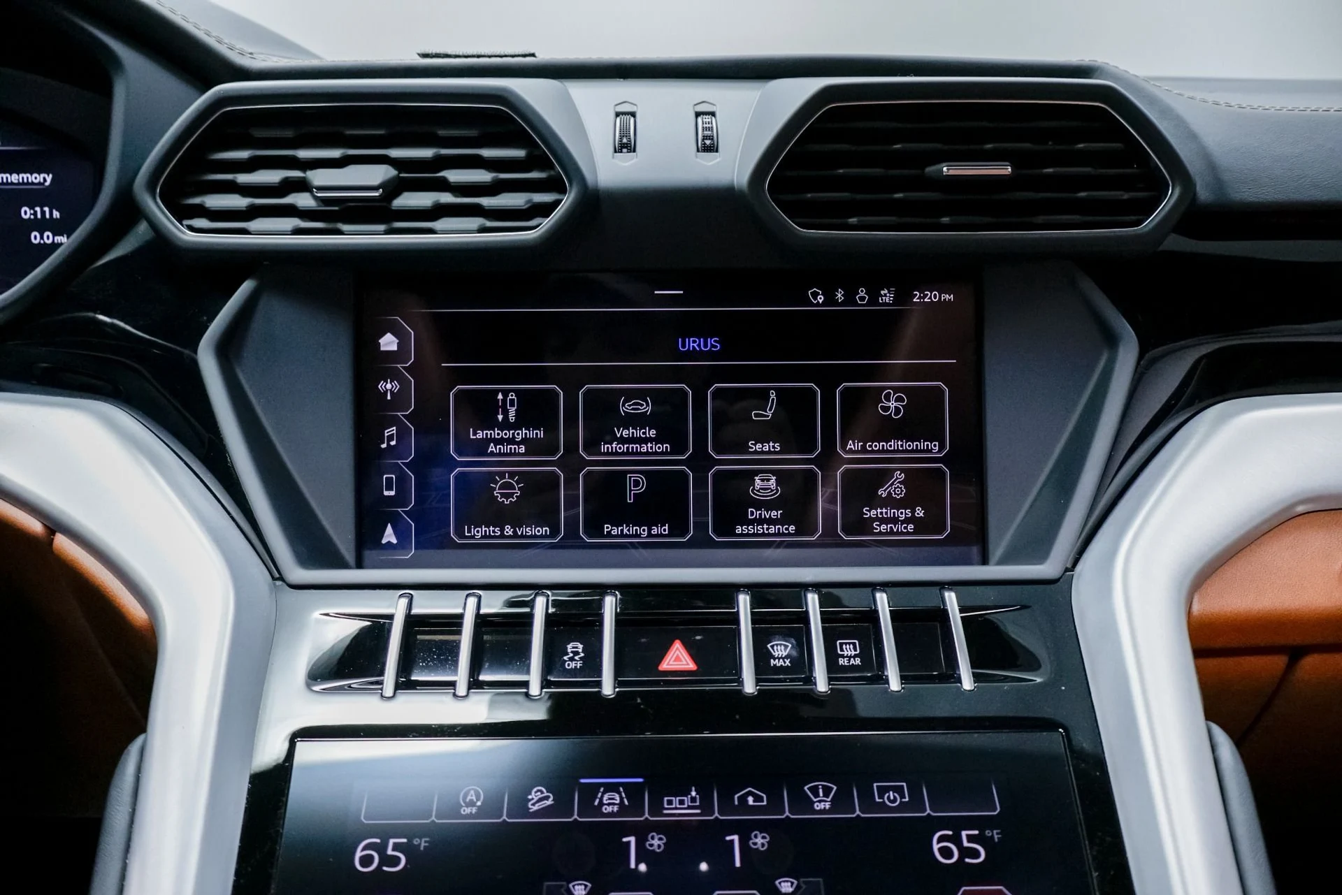 mph040_1700362161_Used_2019_Lamborghini_Urus_1760386129_1b9a52b36e