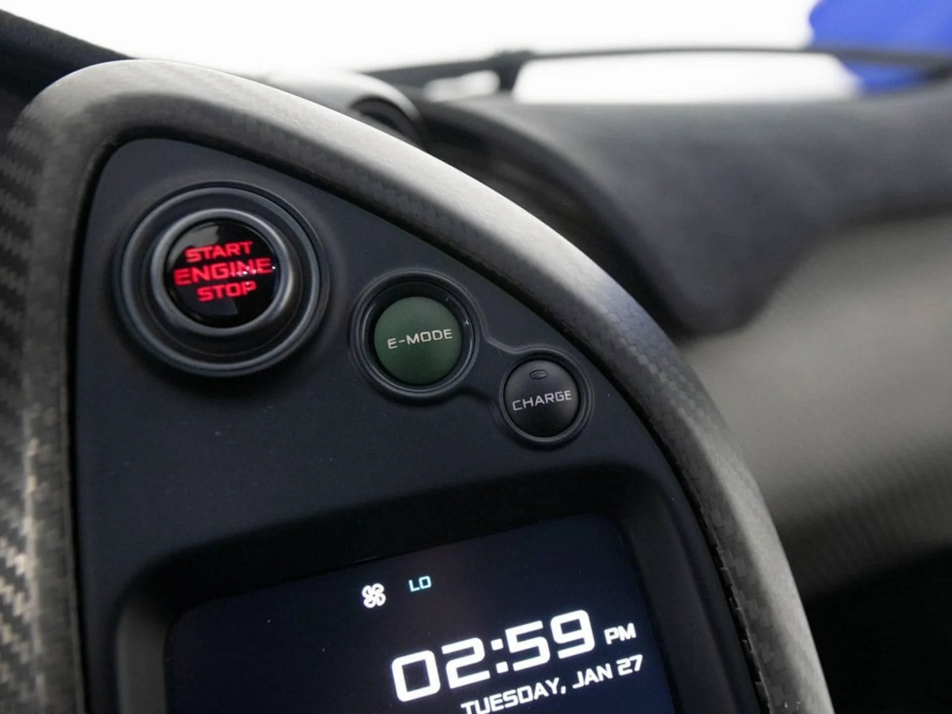 mph040_1718175435_de5d988fb99946347fd1b59c5af4cf34x_9911367f89