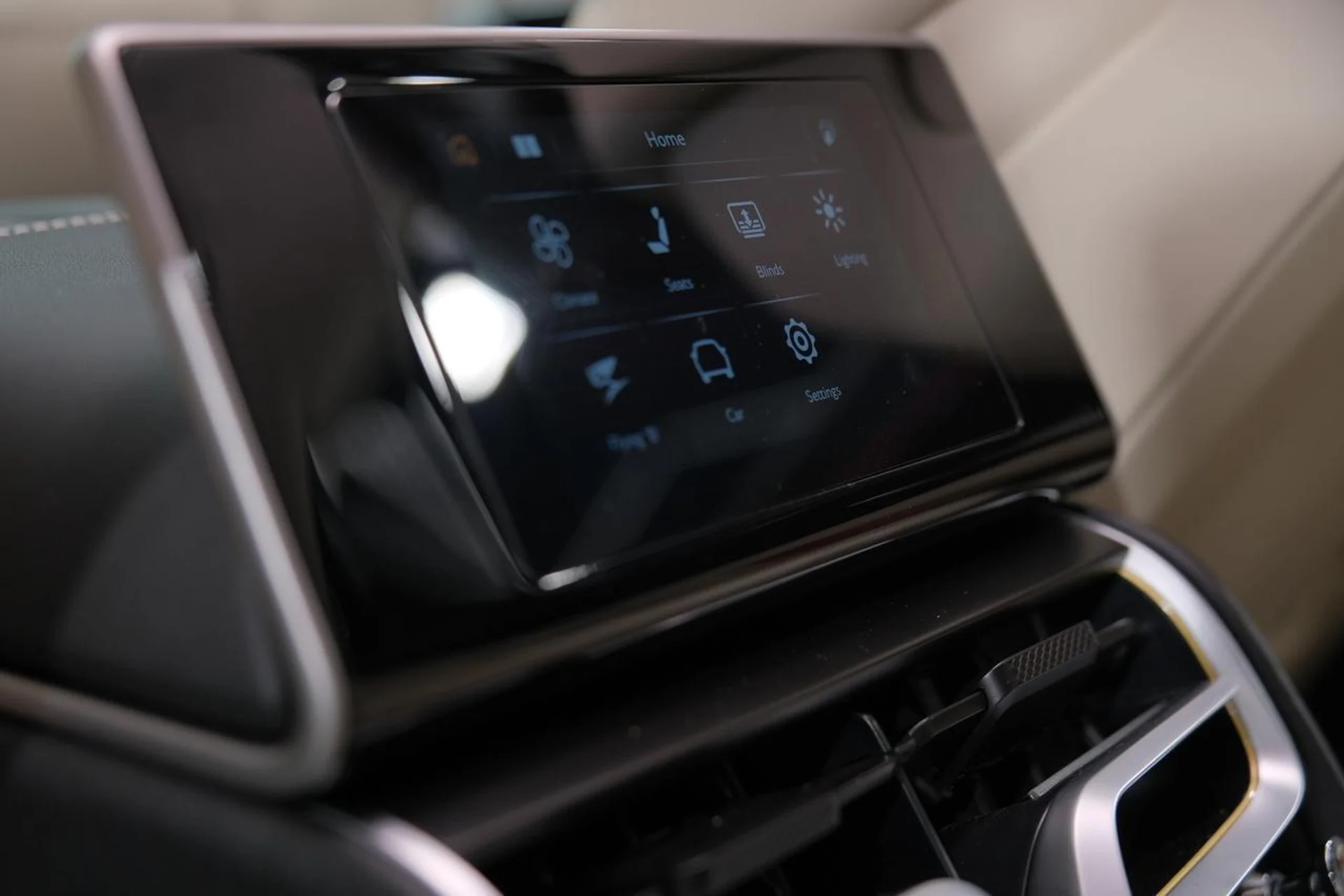 mph040_1720754108_8d1034e48eae733efb722873e03bb2e9_7cc88239b9