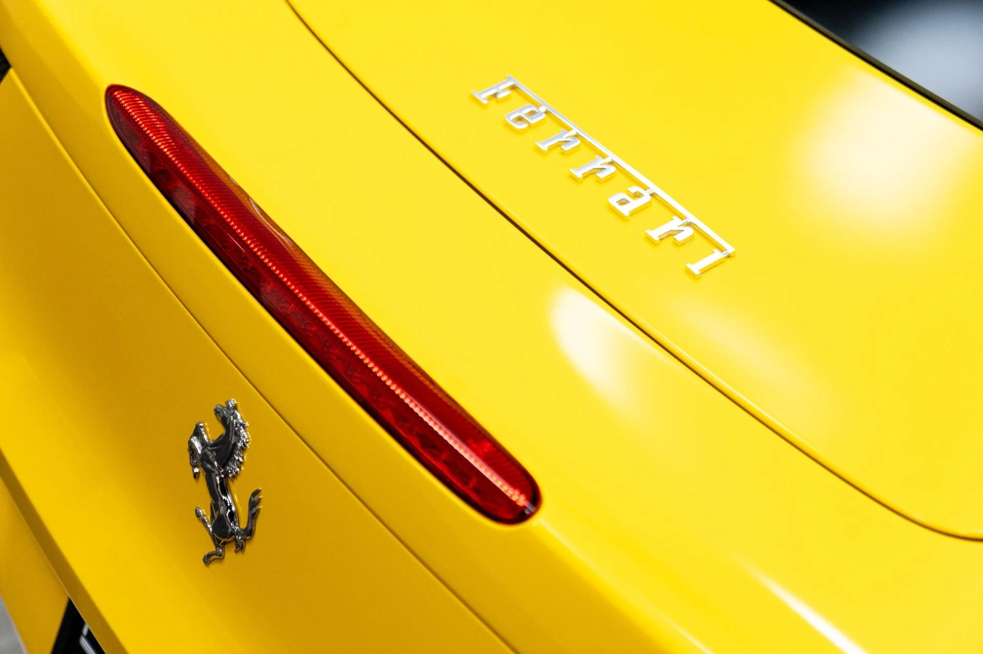mph040_1725423810_Used_2010_Ferrari_458_Italia_1783118386_88b5178de4