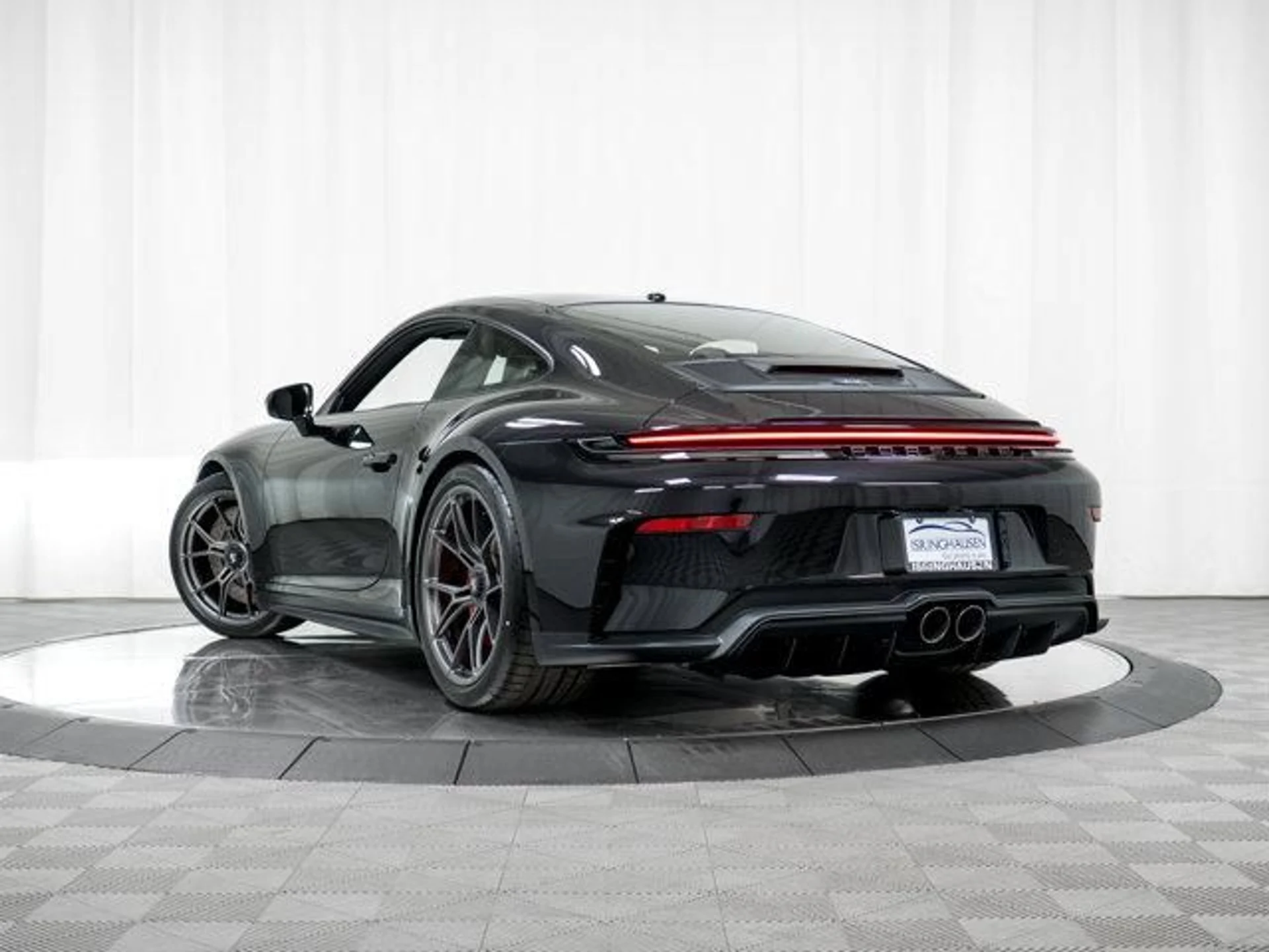 mph040_1740572005_IV_0n_Bgfp85r_Q99_Rd_Qzd_RA_Snmp_XY_f30c26d299