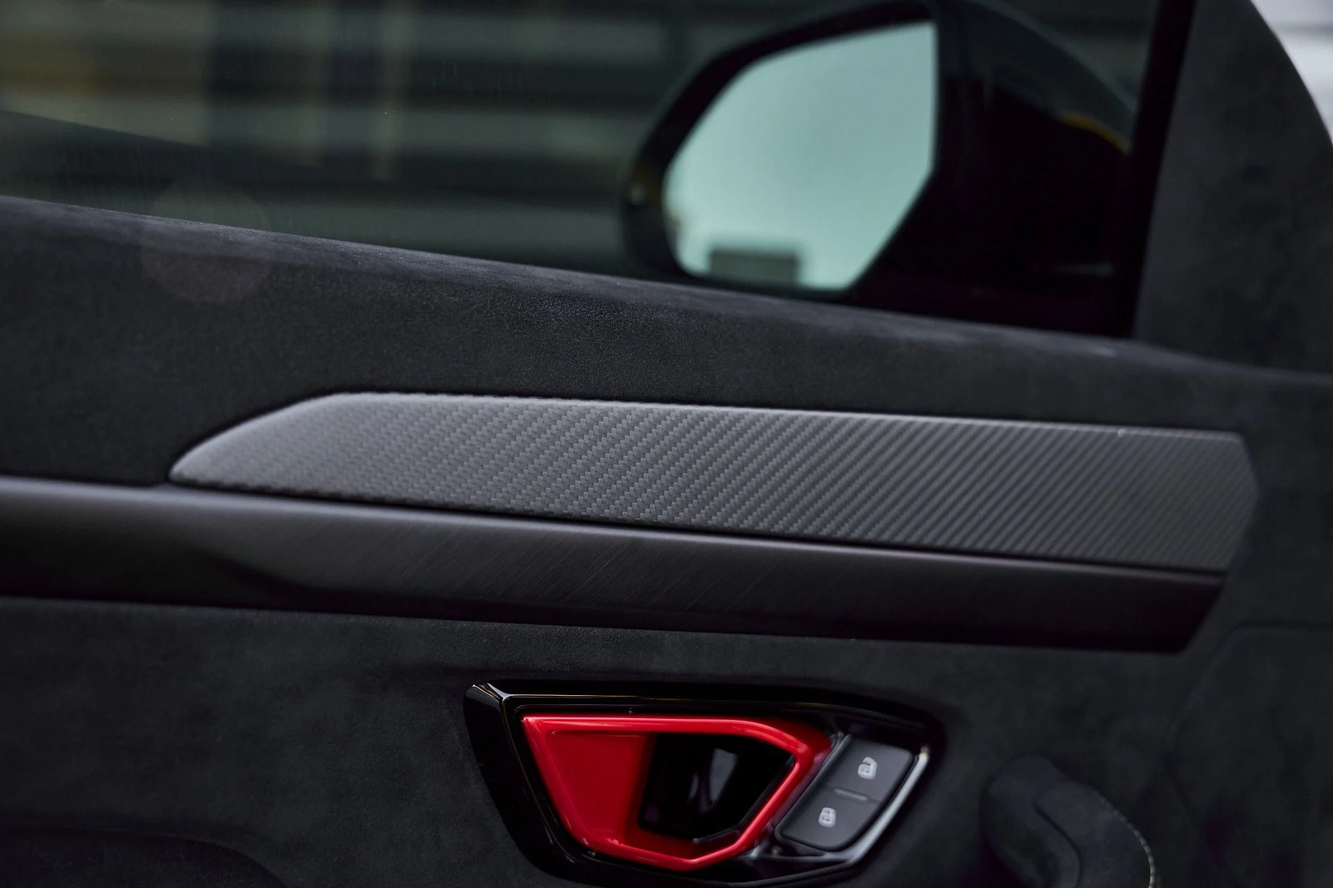 mph040_175374567_Used_2024_Lamborghini_Urus_Performante_1768011604_7b10daa139