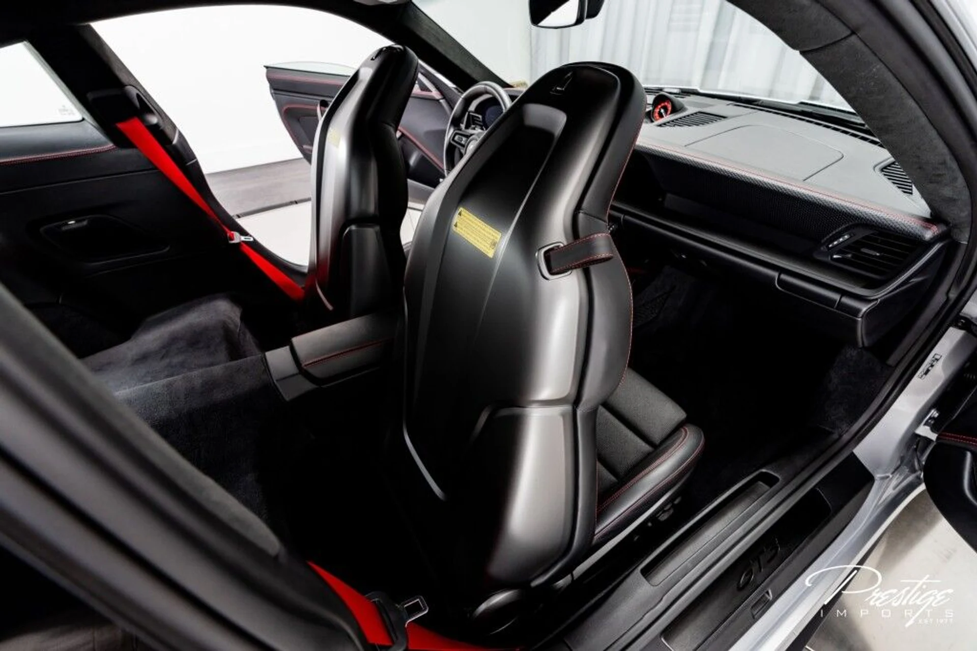 mph040_1756732310_fe54a907837f4af8822fbb6412b3c8dc_6820e22c27