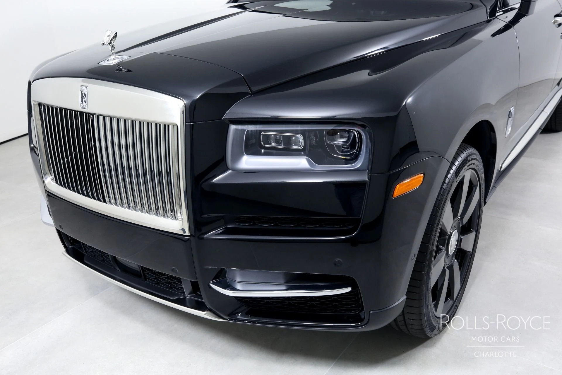 mph040_1761864726_Used_2023_Rolls_Royce_Cullinan_1688078491_b4cff5395c