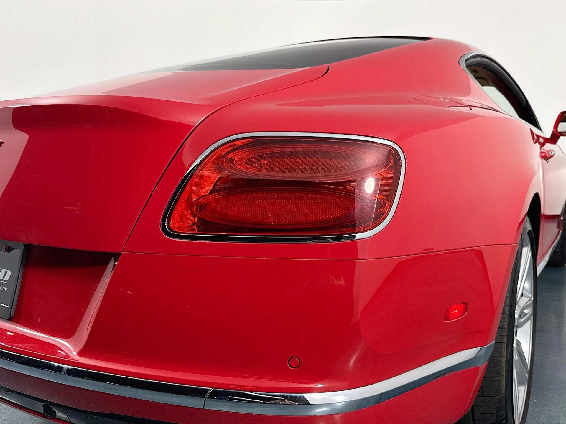 mph040_1768658491_Used_2017_Bentley_Continental_GT_1784665795_5ca6762556
