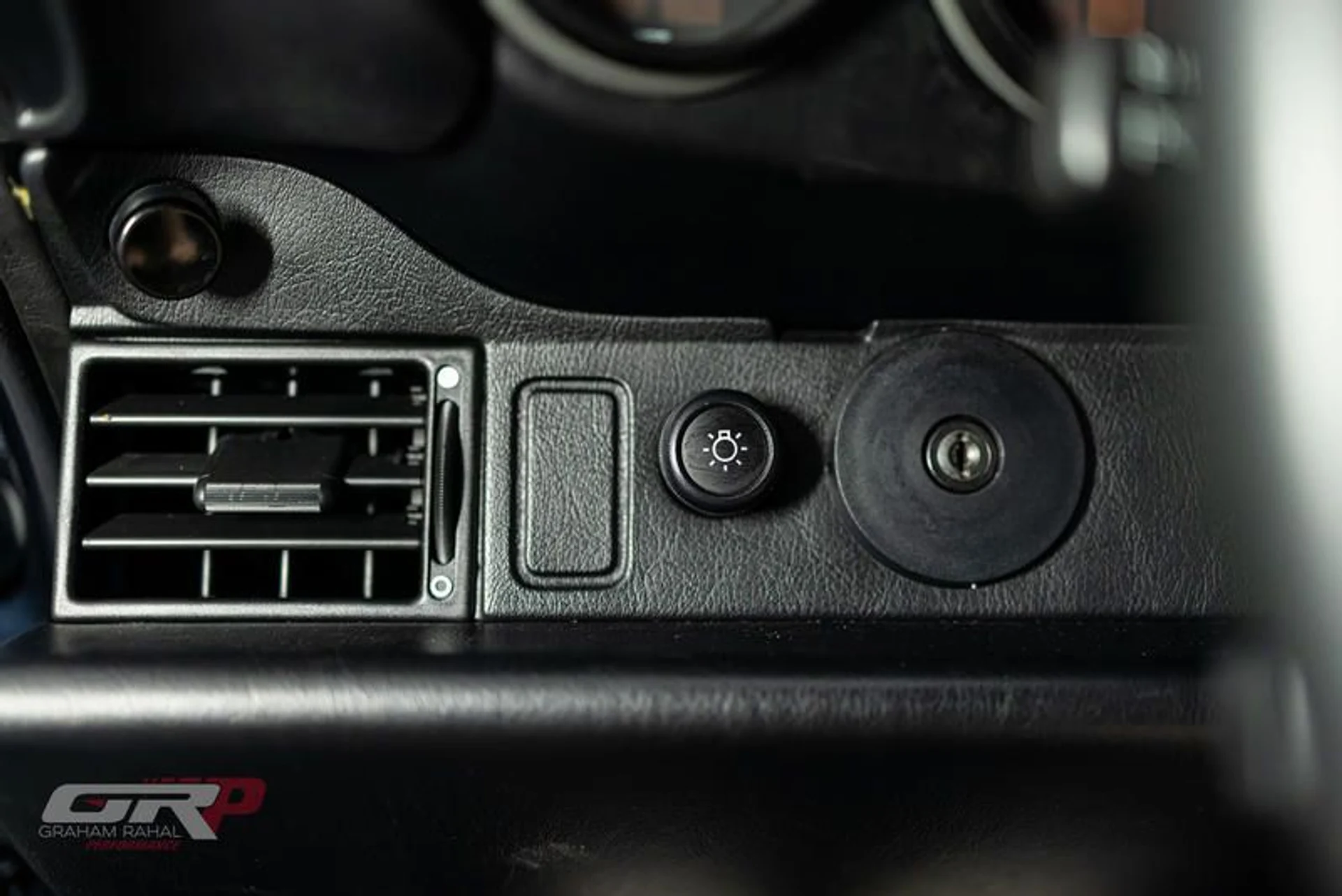 mph040_1798371557_BE_3_BA_17_D_D787_40_A0_900_B_B8_FE_98_BCE_252_dbfef5faf3