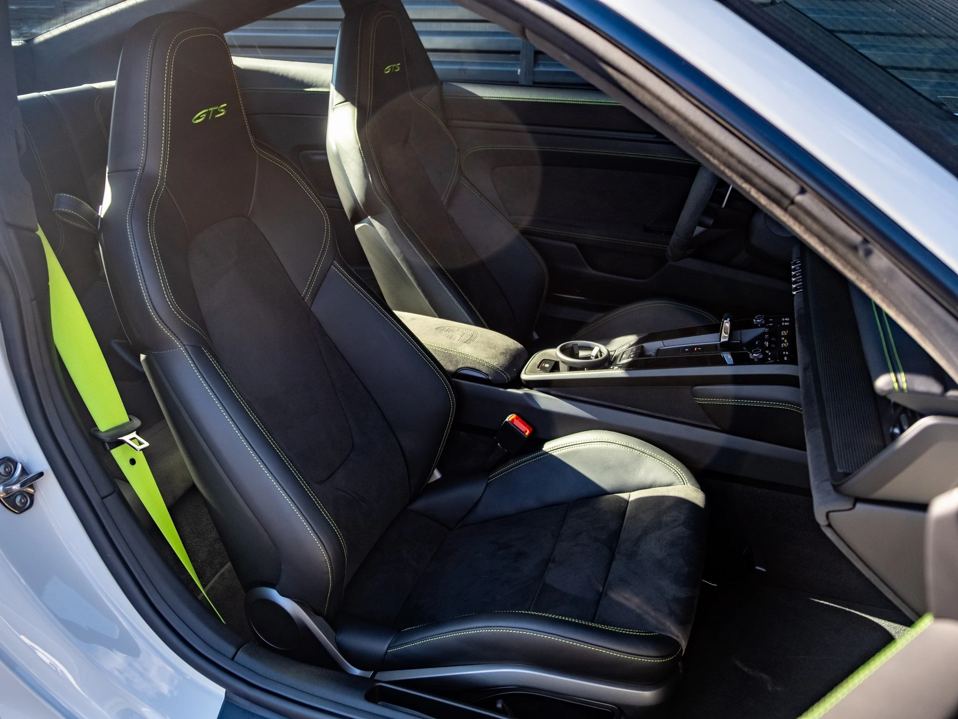 mph040_1800355423_41_e862900483