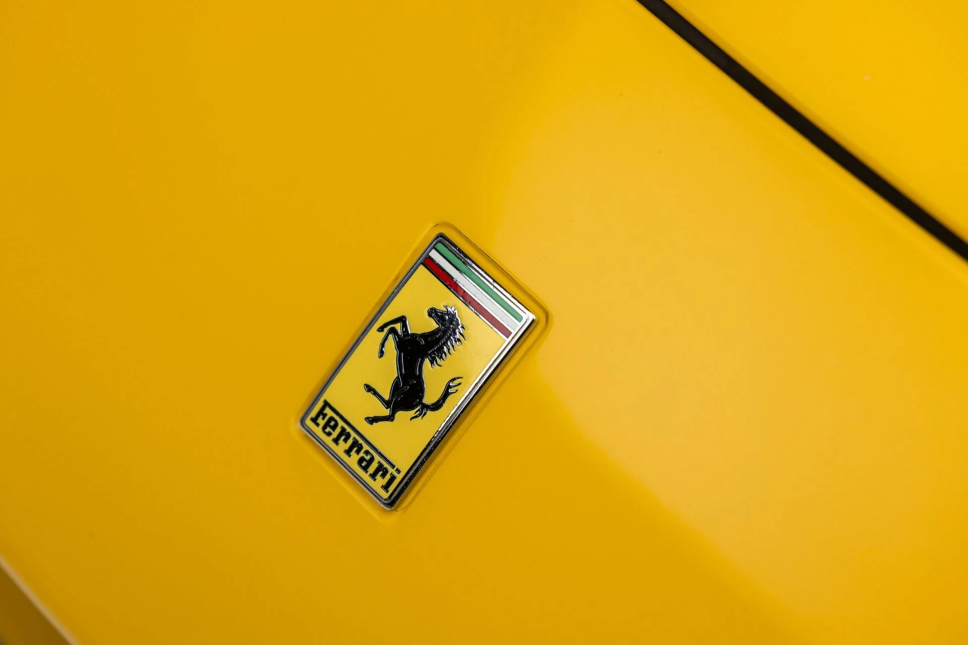 mph040_1811370971_Used_2014_Ferrari_F12berlinetta_1766171664_44bbf43197