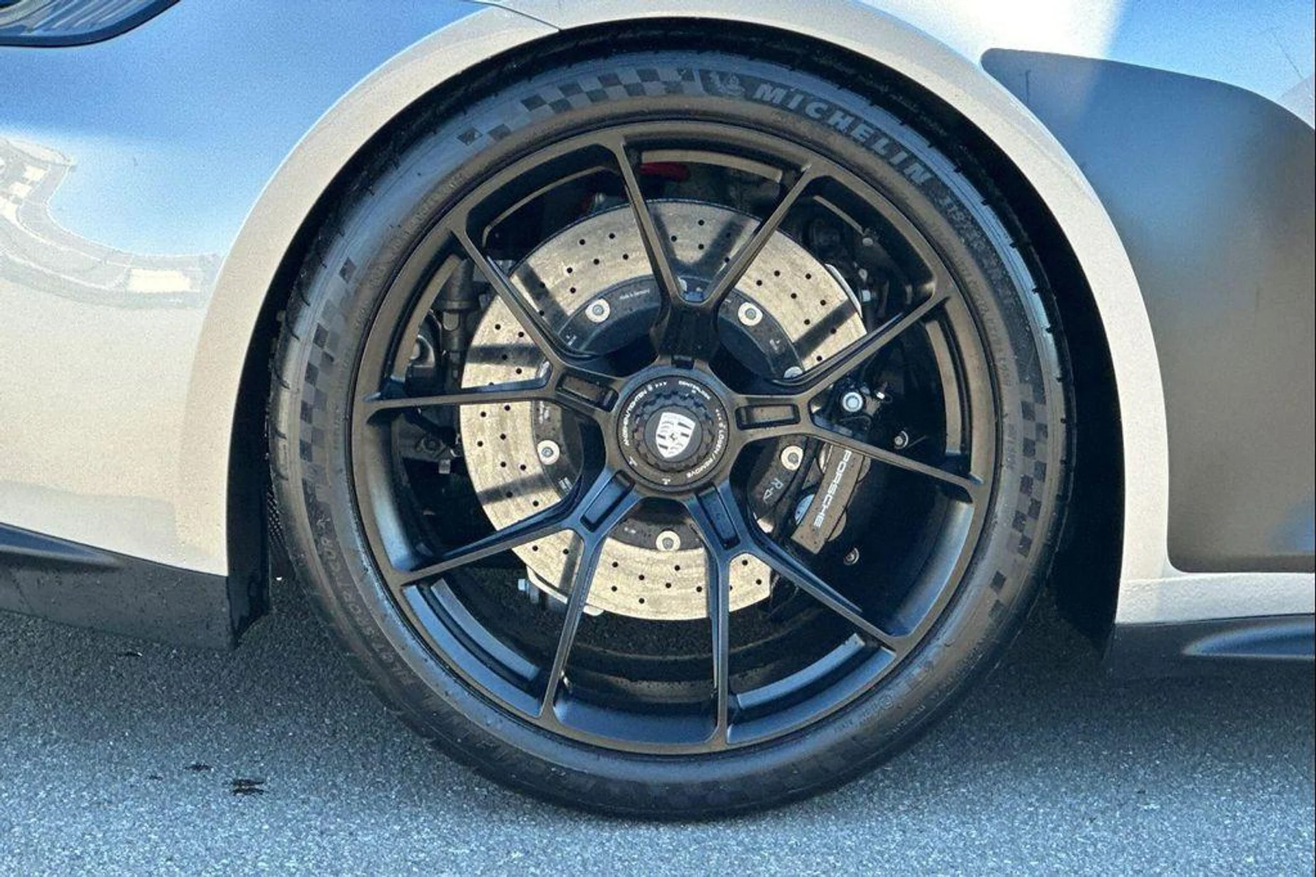 mph040_1821297796_c_Rdd_B5wqz1d33e4_Ko42gs_D_Kr_DDY_6c5b0051b2