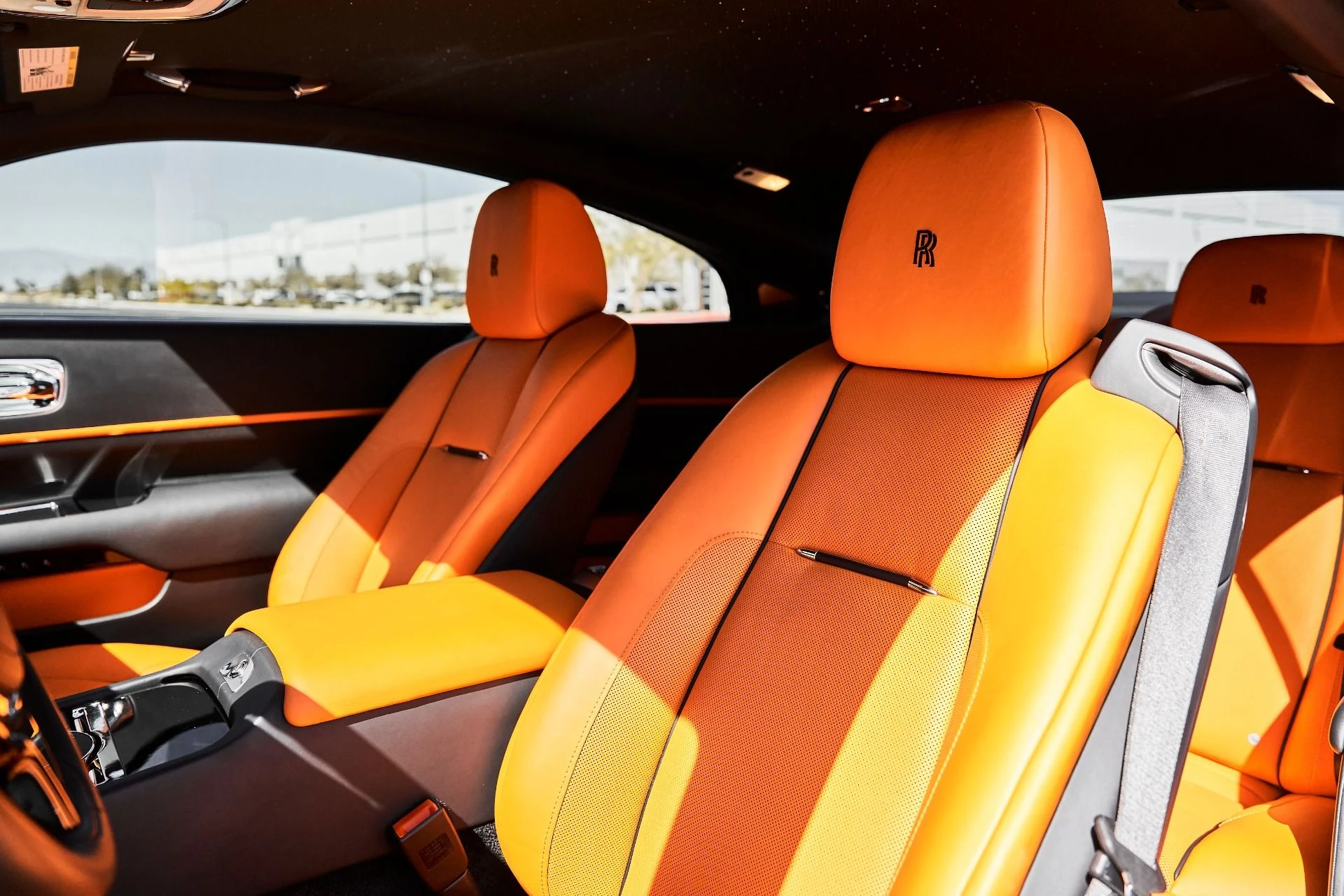 mph040_1845916519_Used_2020_Rolls_Royce_Wraith_Base_1776302624_e29efced90