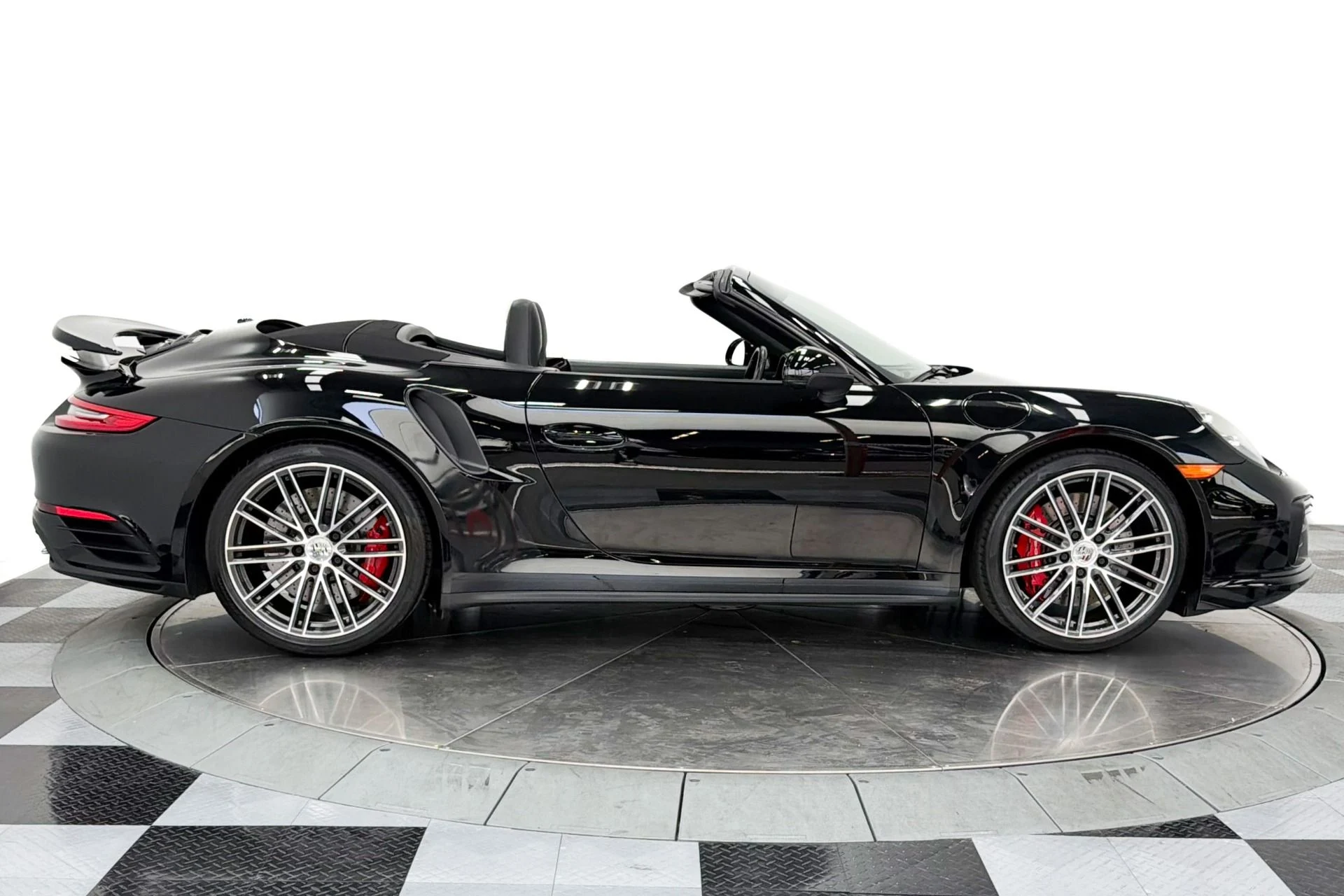 mph040_1865819345_Used_2017_Porsche_911_Turbo_Cabriolet_Triple_Black_540_Horsepower_1782504191_667c951014