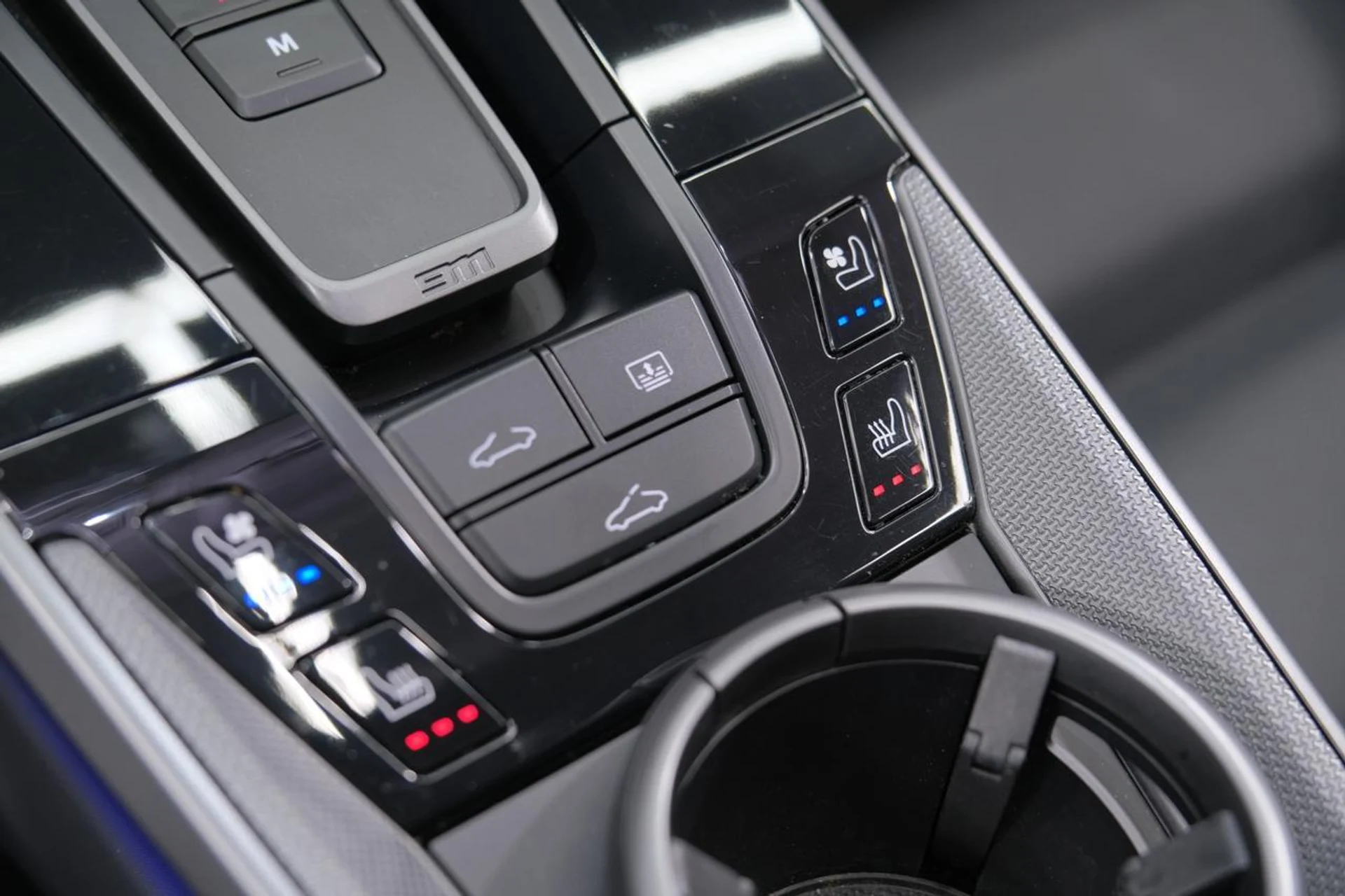 mph040_1872624463_95b879721b1dd91137f52a537fc1cf68_5a59d53fec