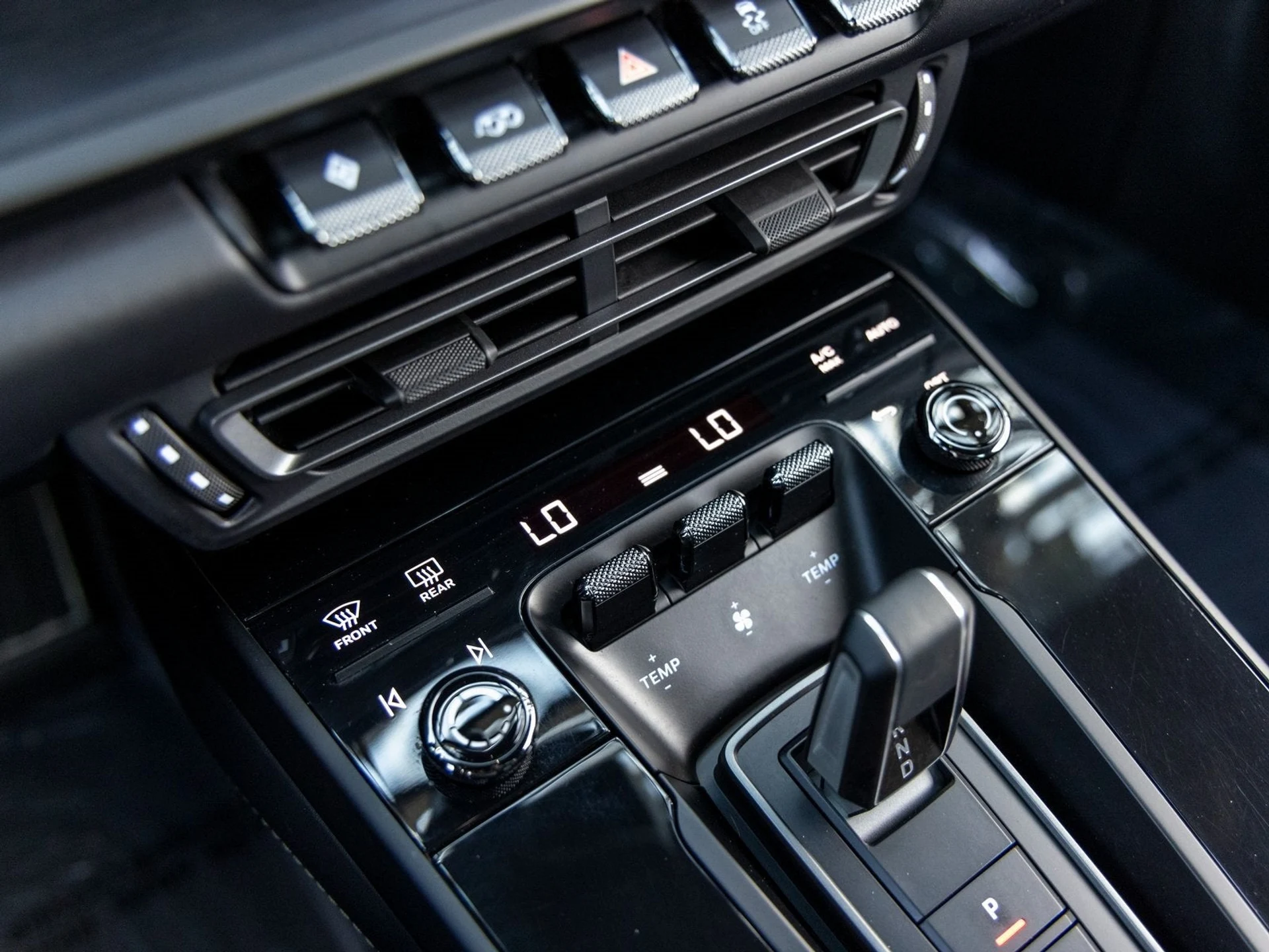 mph040_1879663535_41_8d12e10c6b