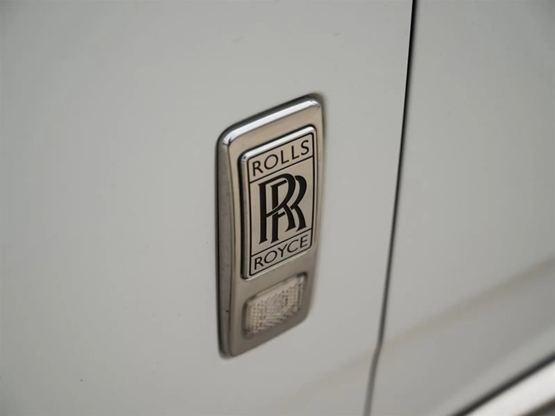 mph040_1887938136_42umlcet_030603cb03