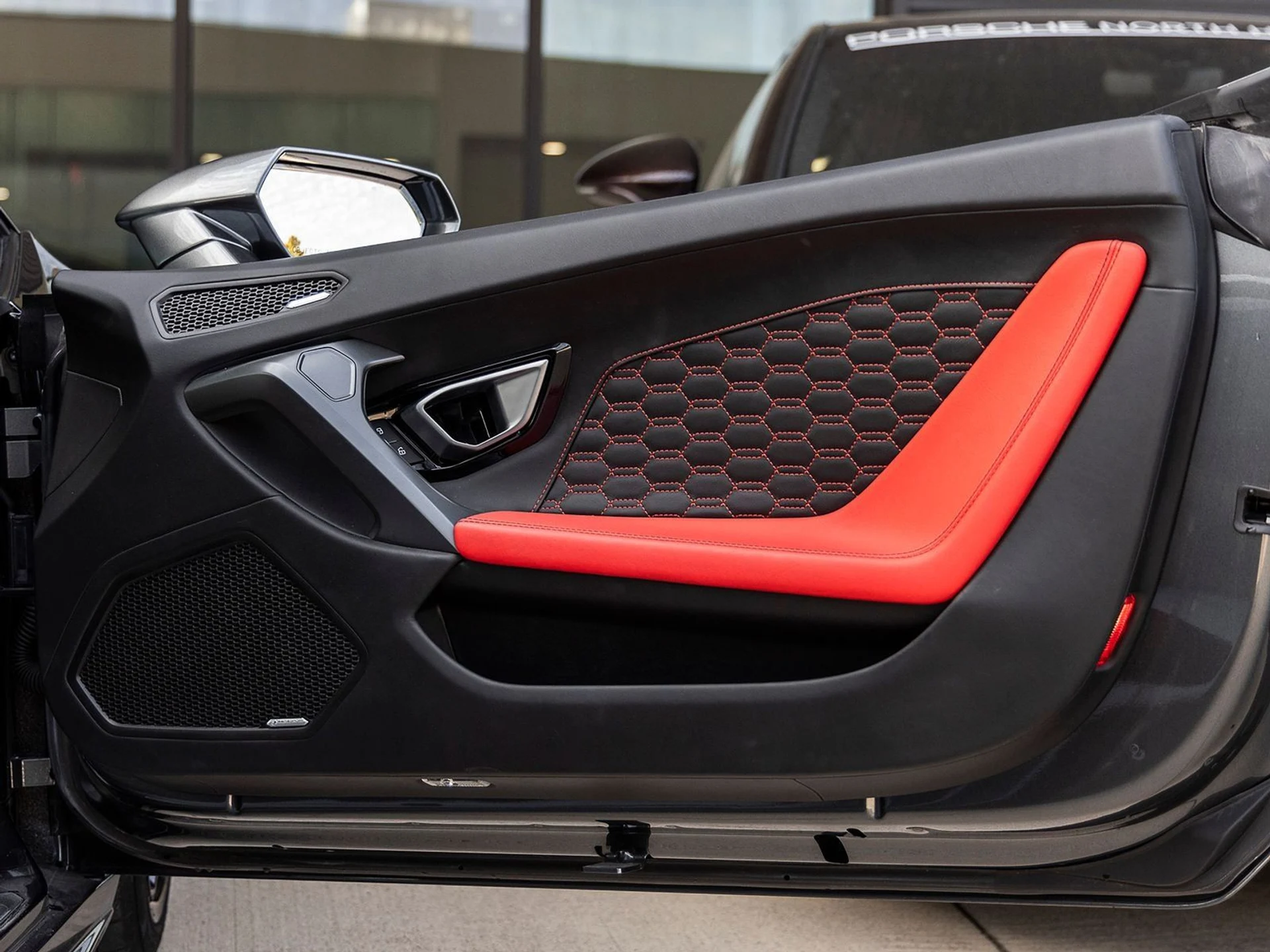 mph040_189203973_41_496cfe8cab