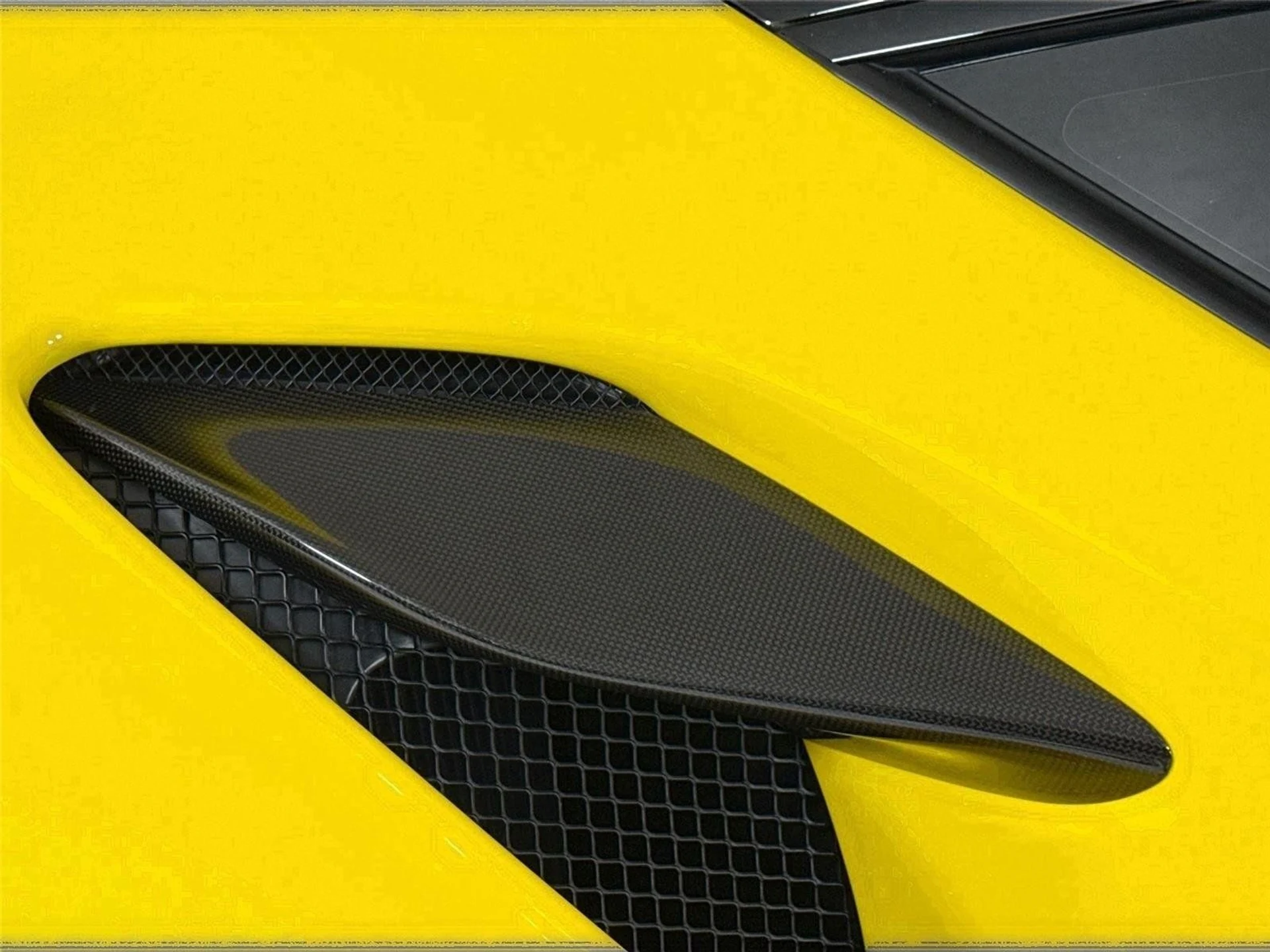 mph040_1904932163_2d300a98c42ca4789772db72fd825897_0a1ce058a1