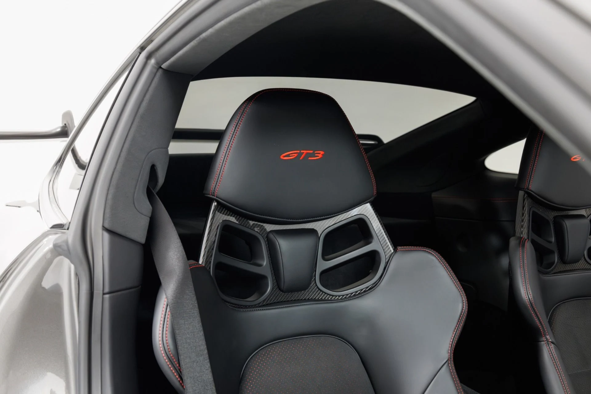 mph040_1906138077_Used_2023_Porsche_911_GT_3_1781728510_547f1c311e