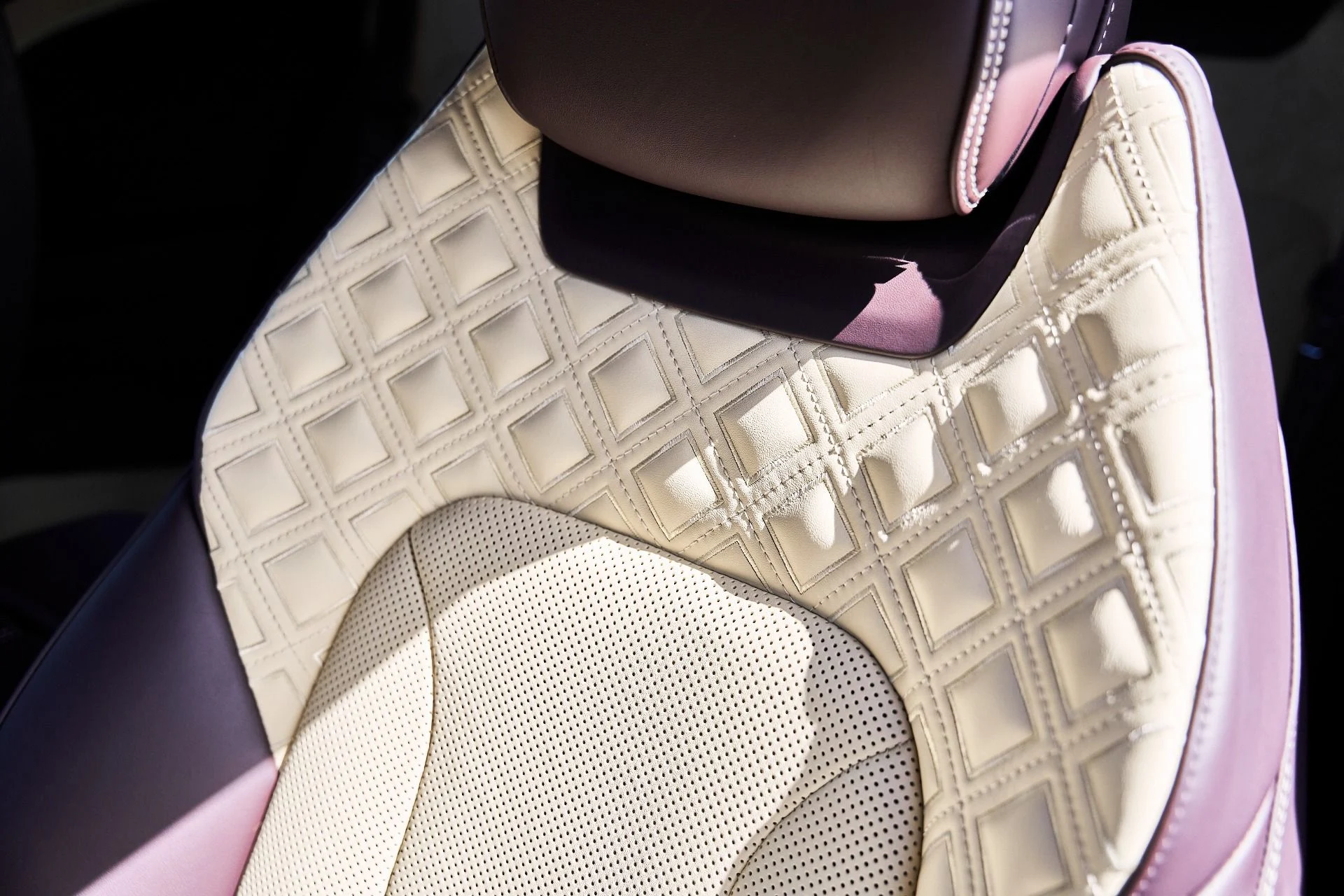 mph040_1909439141_Used_2023_Bentley_Continental_GT_Speed_1773531453_32c187b4bb