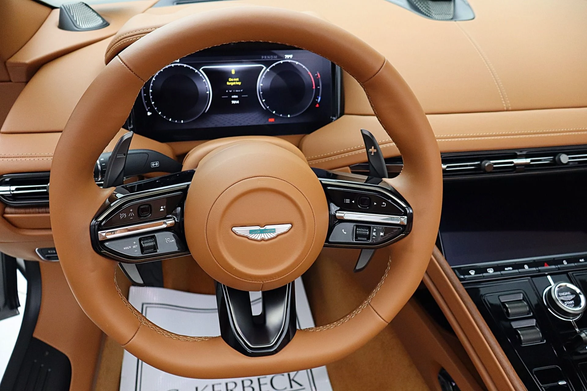 mph040_1915582218_Used_2024_Aston_Martin_DB_12_Volante_731003afdf