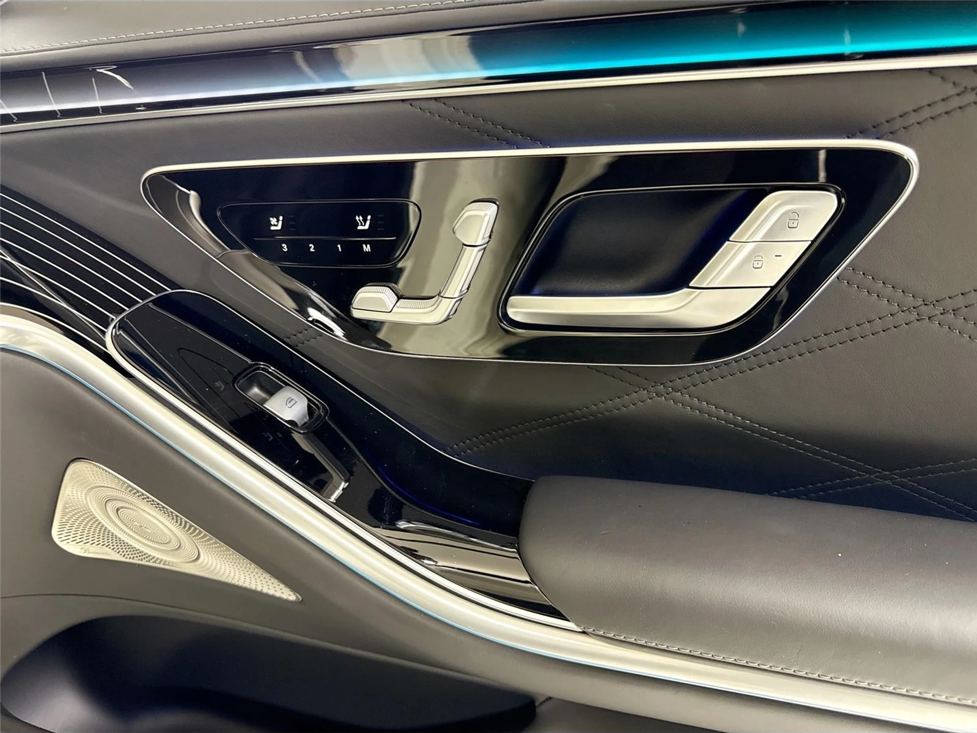 mph040_1918153461_38949f520d1aa968a056eb42aa9a60d2_ca278b423d