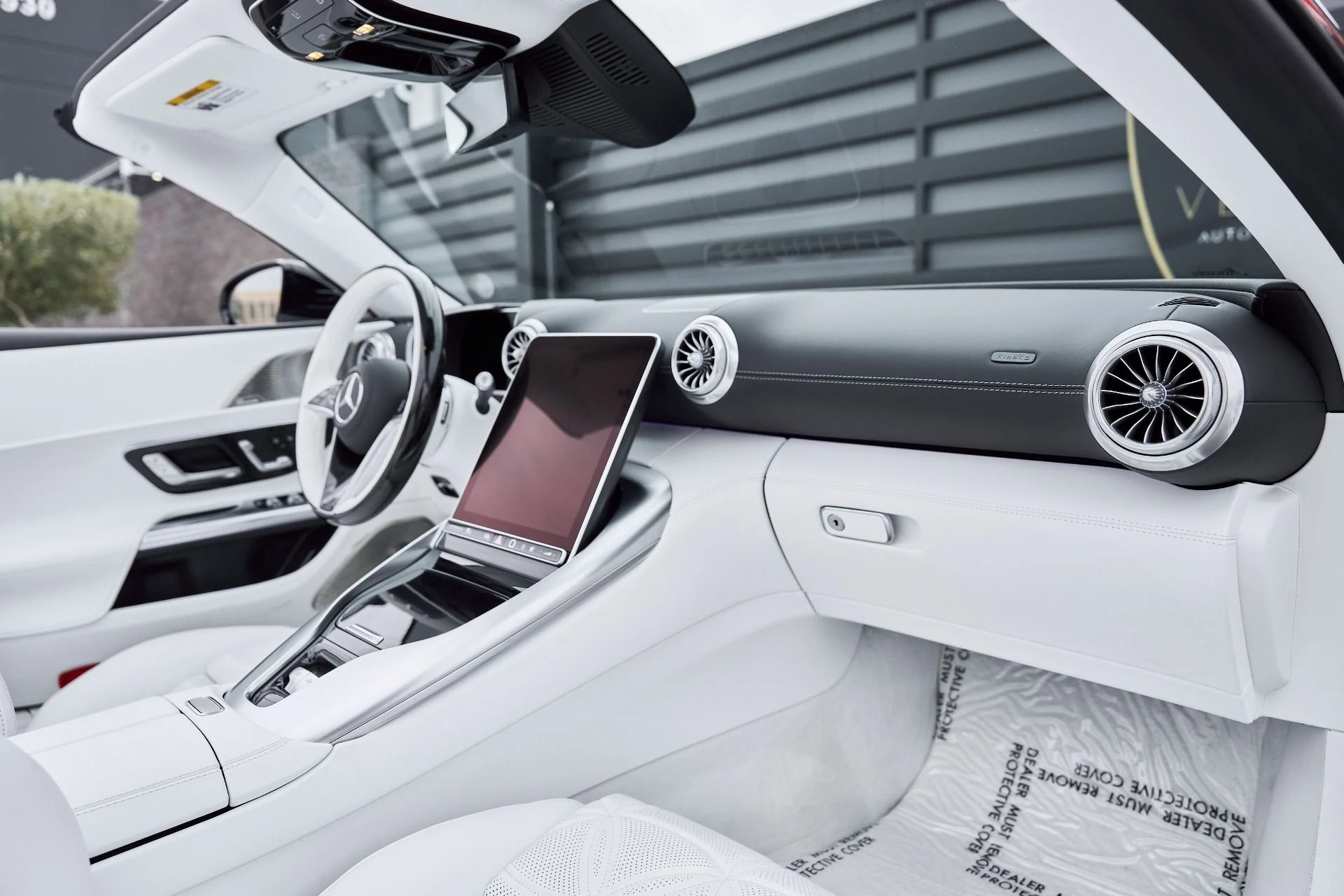 mph040_1920128834_Used_2026_Mercedes_Benz_SL_Class_Maybach_SL_680_1767218131_05a3bfc399