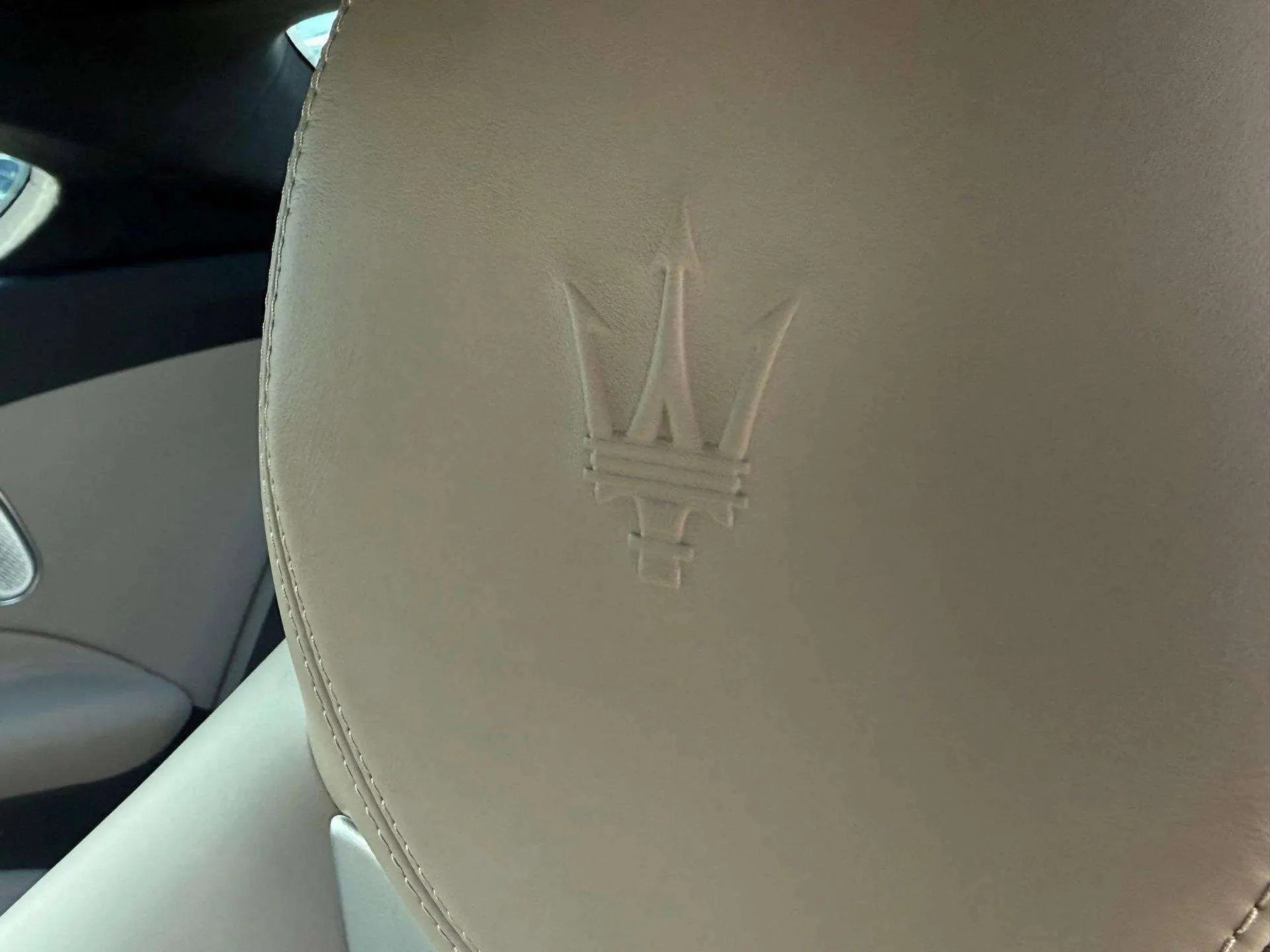 mph040_1920590421_48fcf01ae9f0411fa422309a3d491708_1dbfbc269e