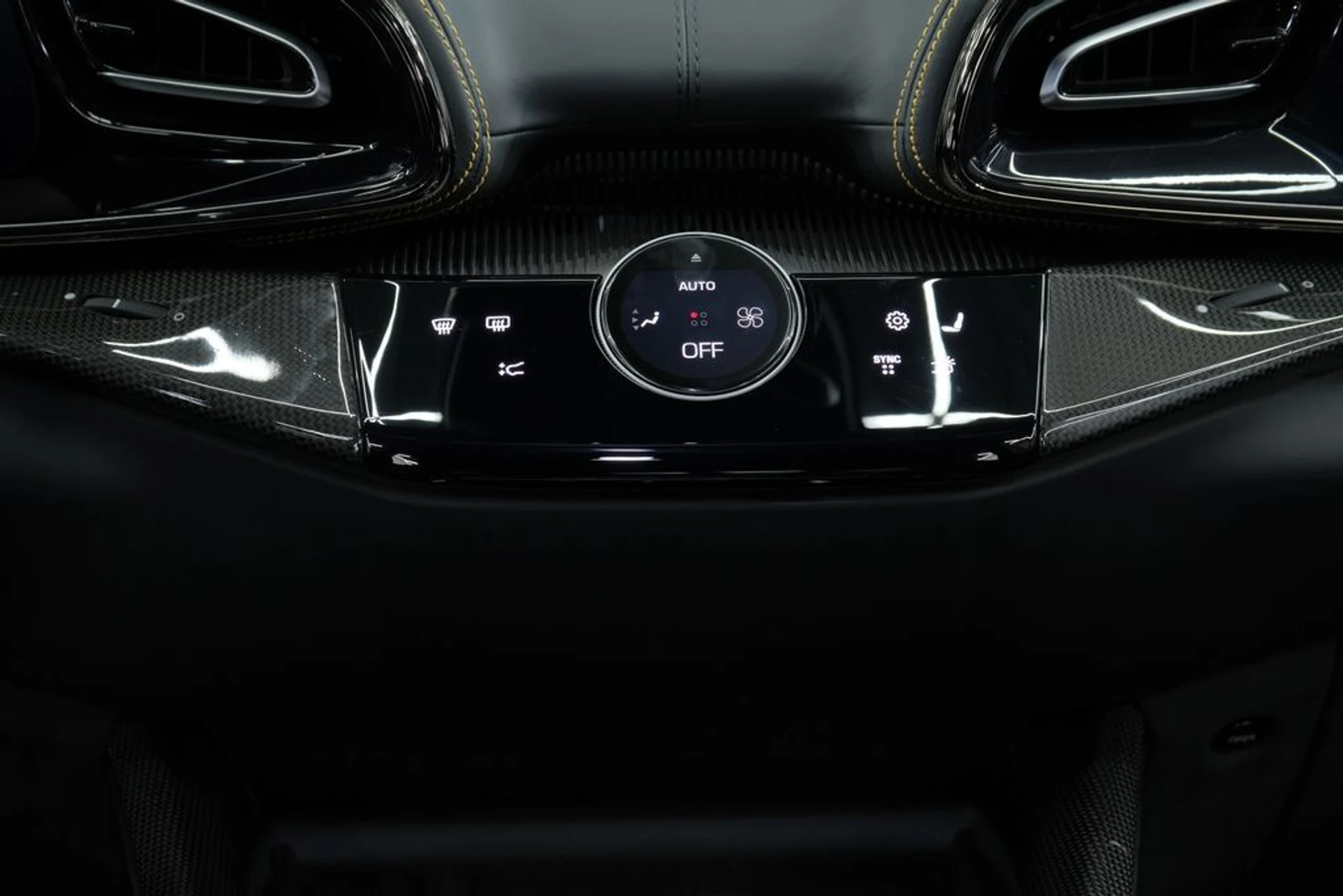 mph040_1924205465_dd26e6204af38951e146a98310ad69b8_d7d983632e