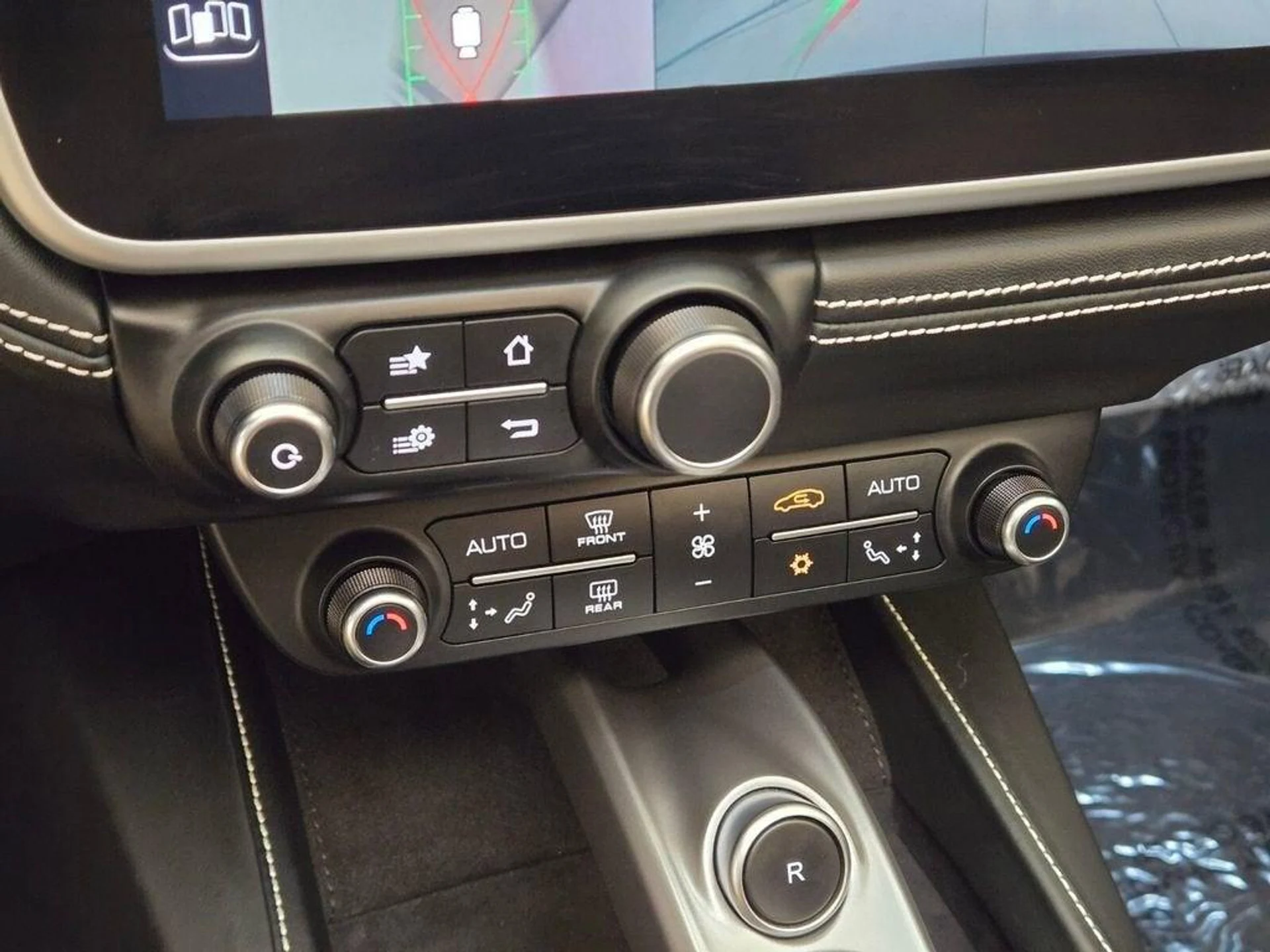 mph040_1930164121_Used_2022_Ferrari_Portofino_M_1771611781_9c541353d1