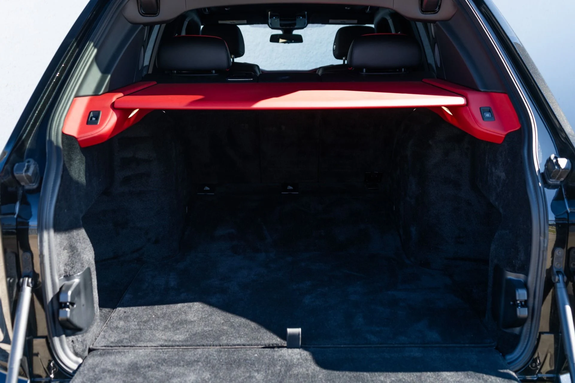 mph040_1943446297_Used_2023_Rolls_Royce_Cullinan_1765314803_db626d3747