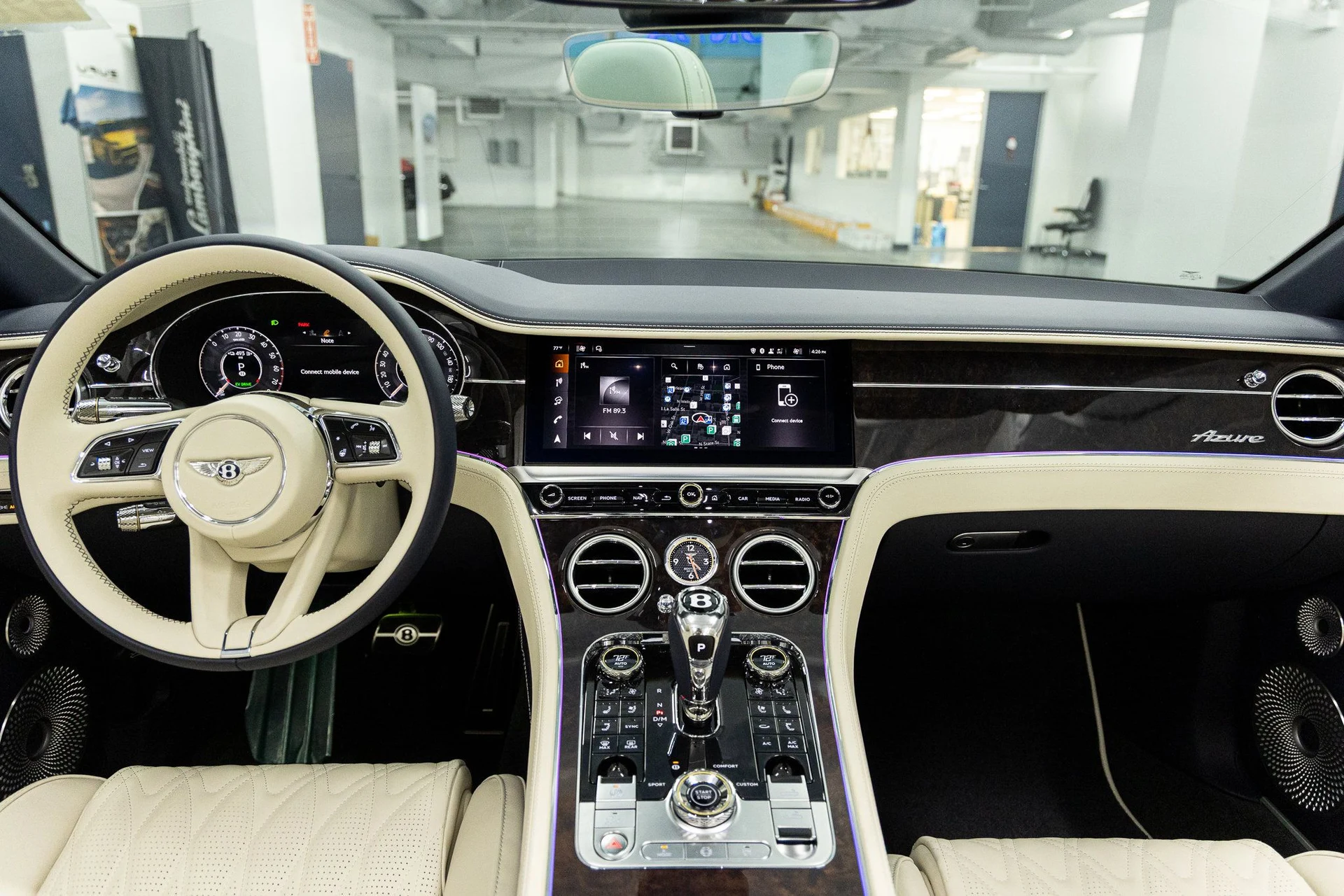 mph040_1952919381_18e19817b72bb32ae2bfbebc2fa1b241x_b422c49990