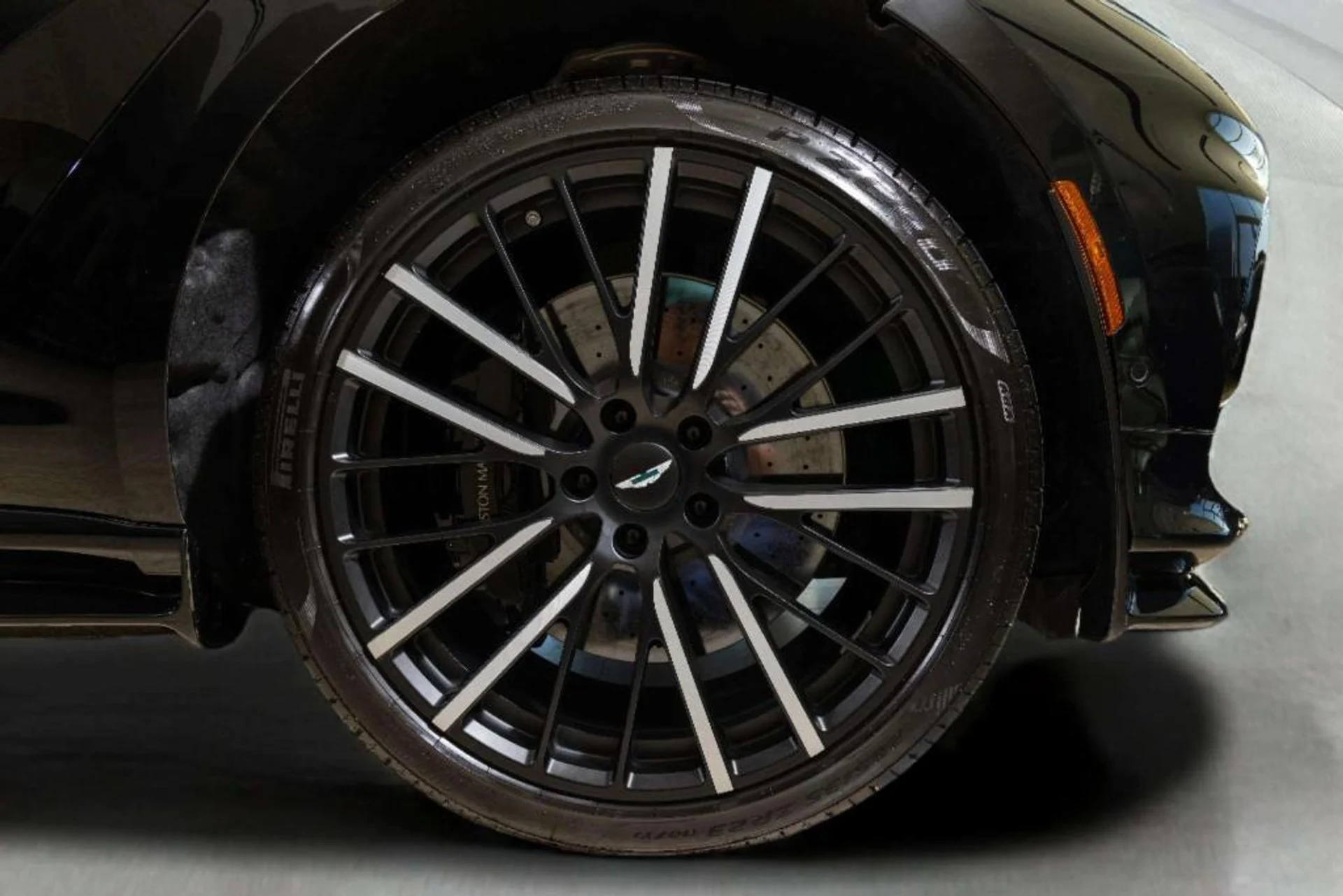 mph040_1955159355_w_U_mrnn_Nzia_J_Ksn_D7m_R_Mxh_Bt8t0_68d6d9befb